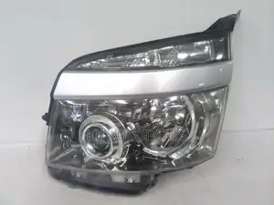Toyota Voxy 2008,2009,2010 Headlight