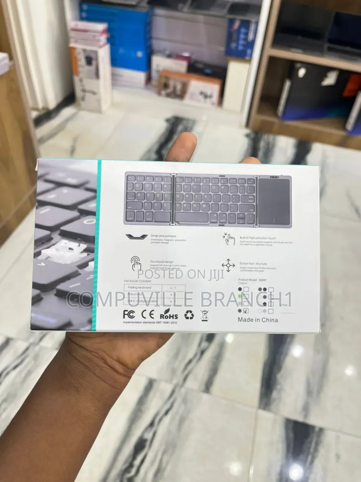 Foldable Keyboard With Touchpad