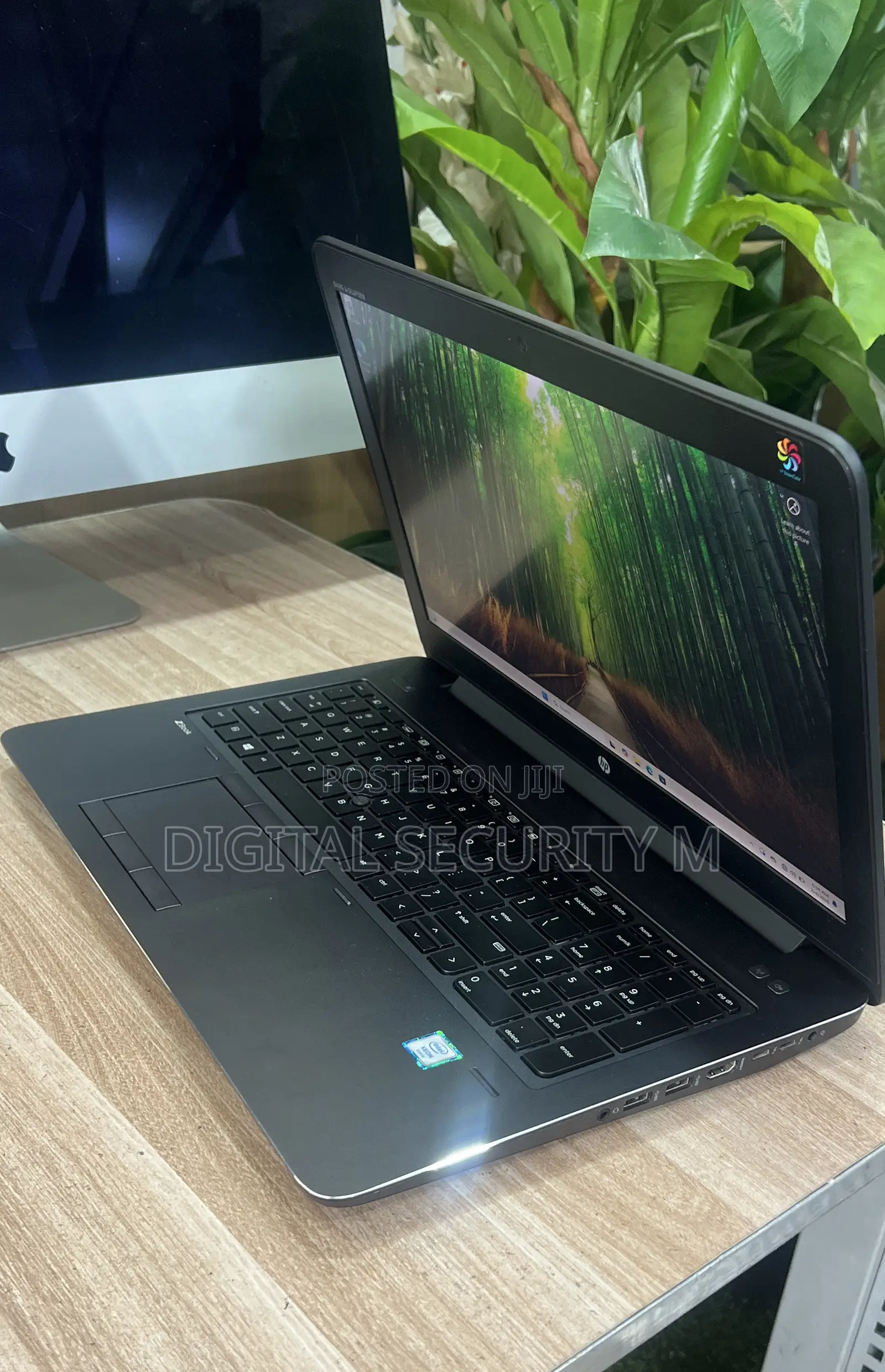 Laptop HP ZBook 15 G3 8GB Intel Xeon SSD 256GB