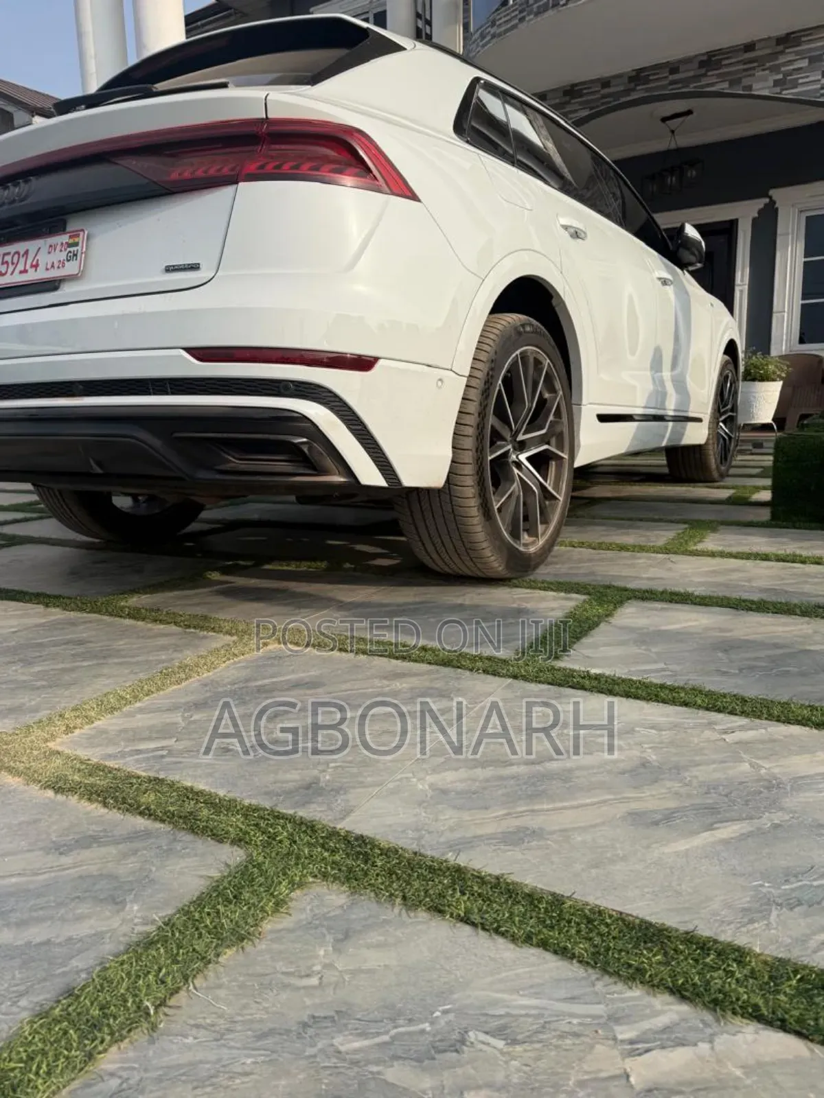 Audi Q8 55 Premium AWD quattro 2020 White