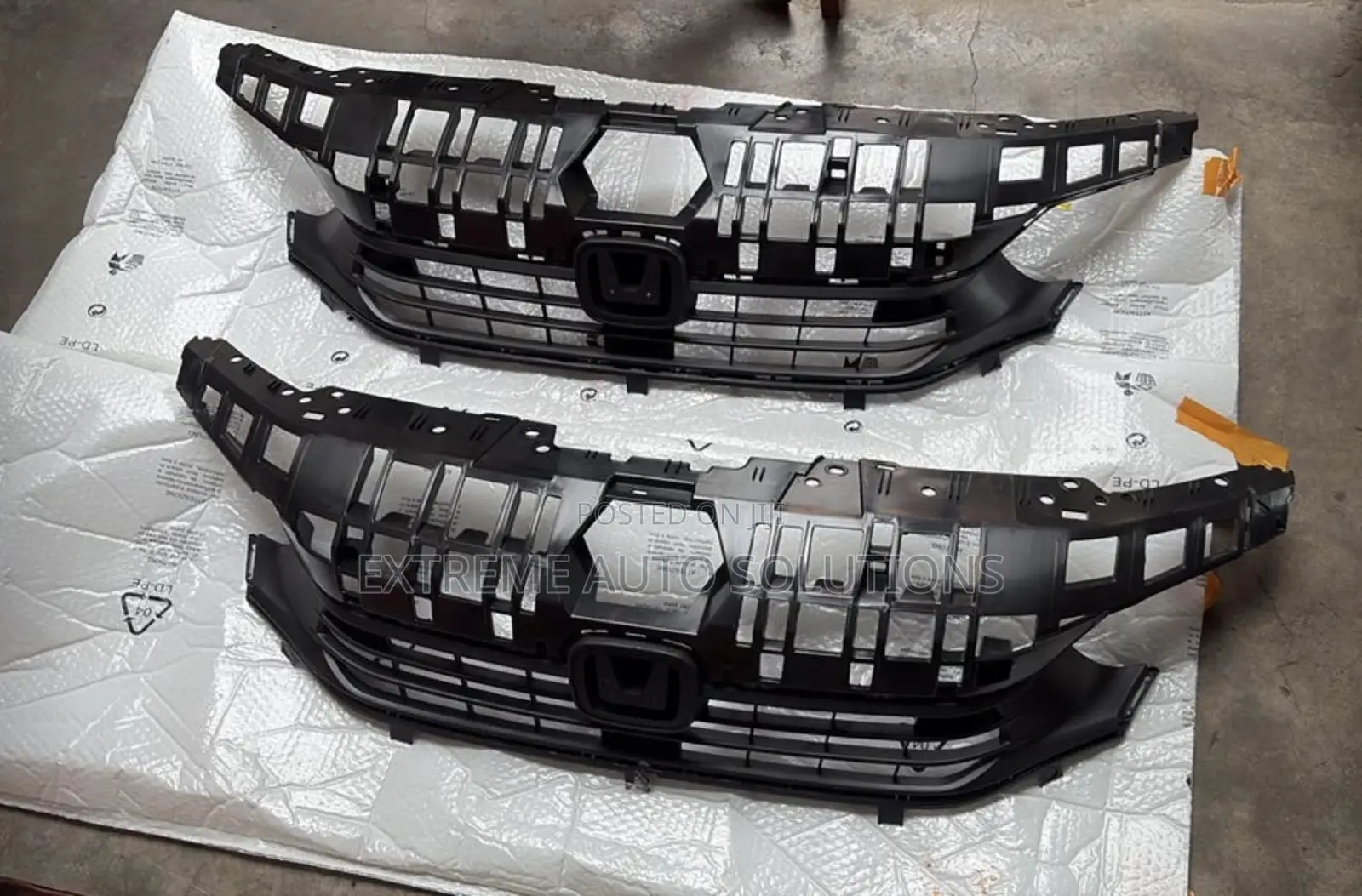 2022/25 Honda Civic Top Grill