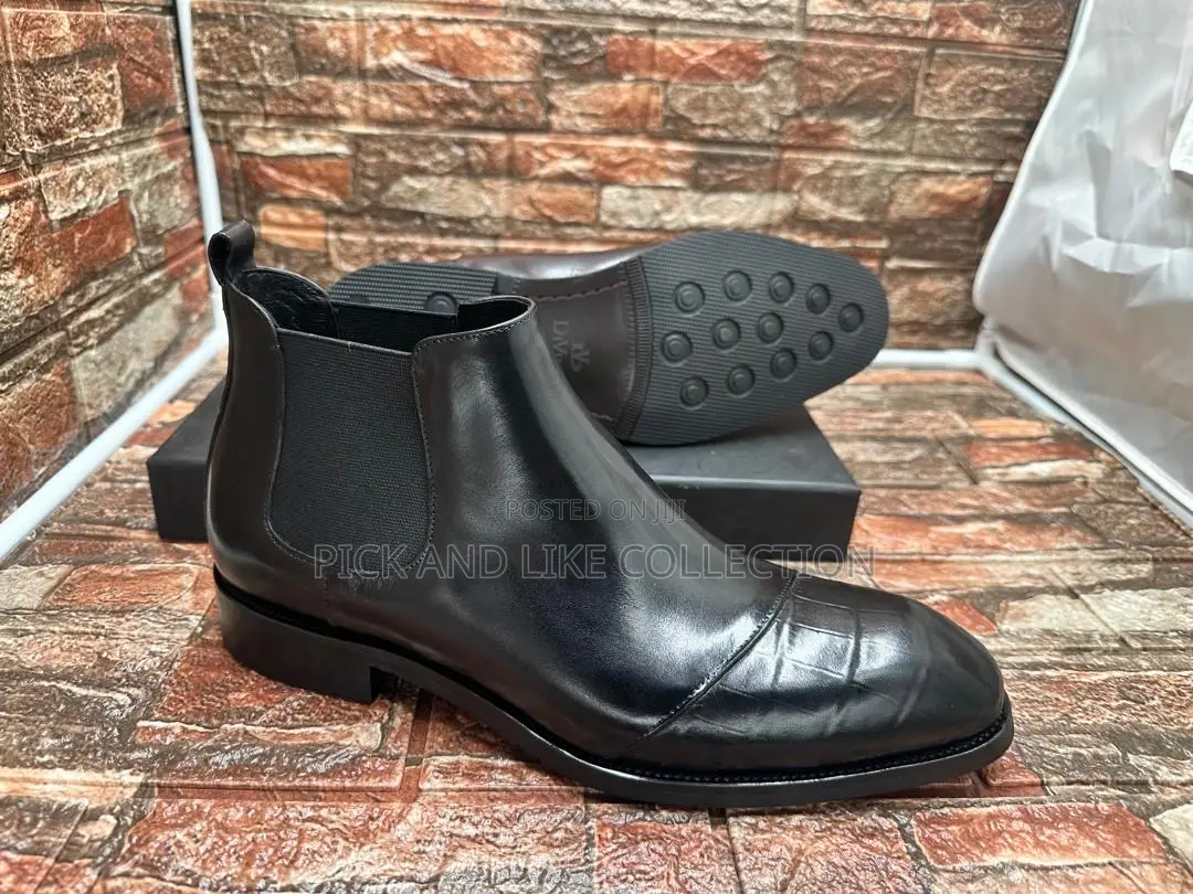 Premium Leather Half Boot for the Modern Gentleman, With Confidence.