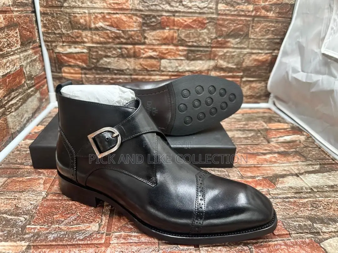 Premium Leather Half Boot for the Modern Gentleman, With Confidence.