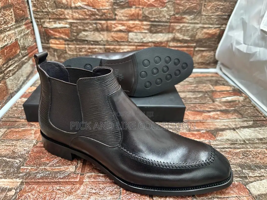 Premium Leather Half Boot for the Modern Gentleman, With Confidence.