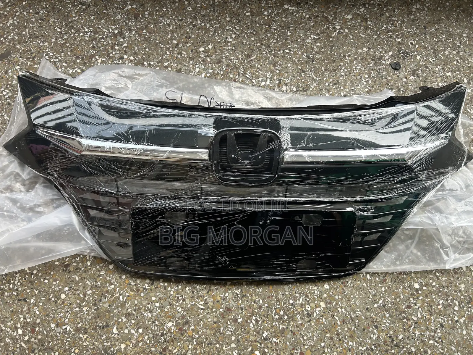Honda HRV 2017 Top Grille