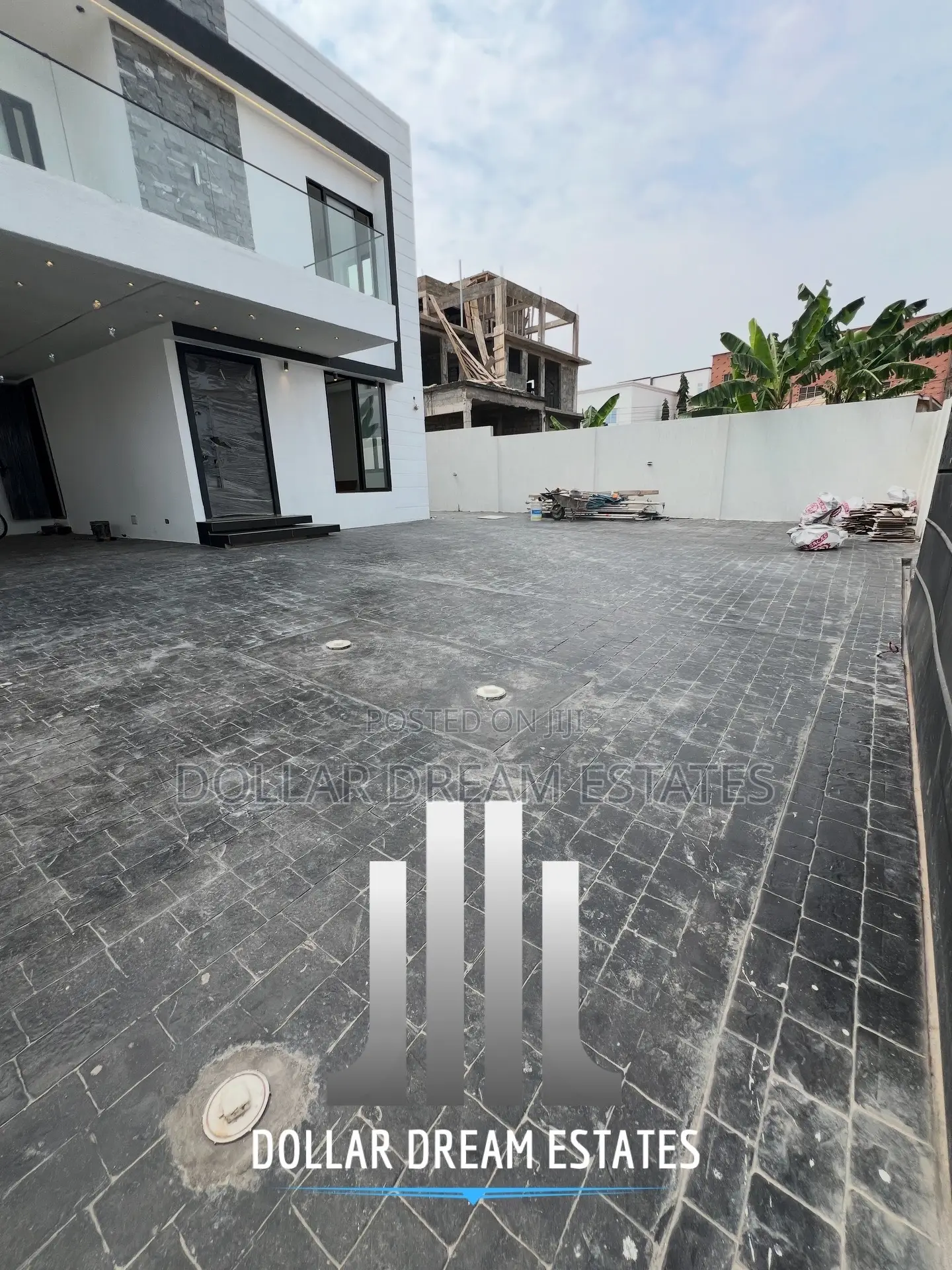 4bdrm House in East Legon for sale