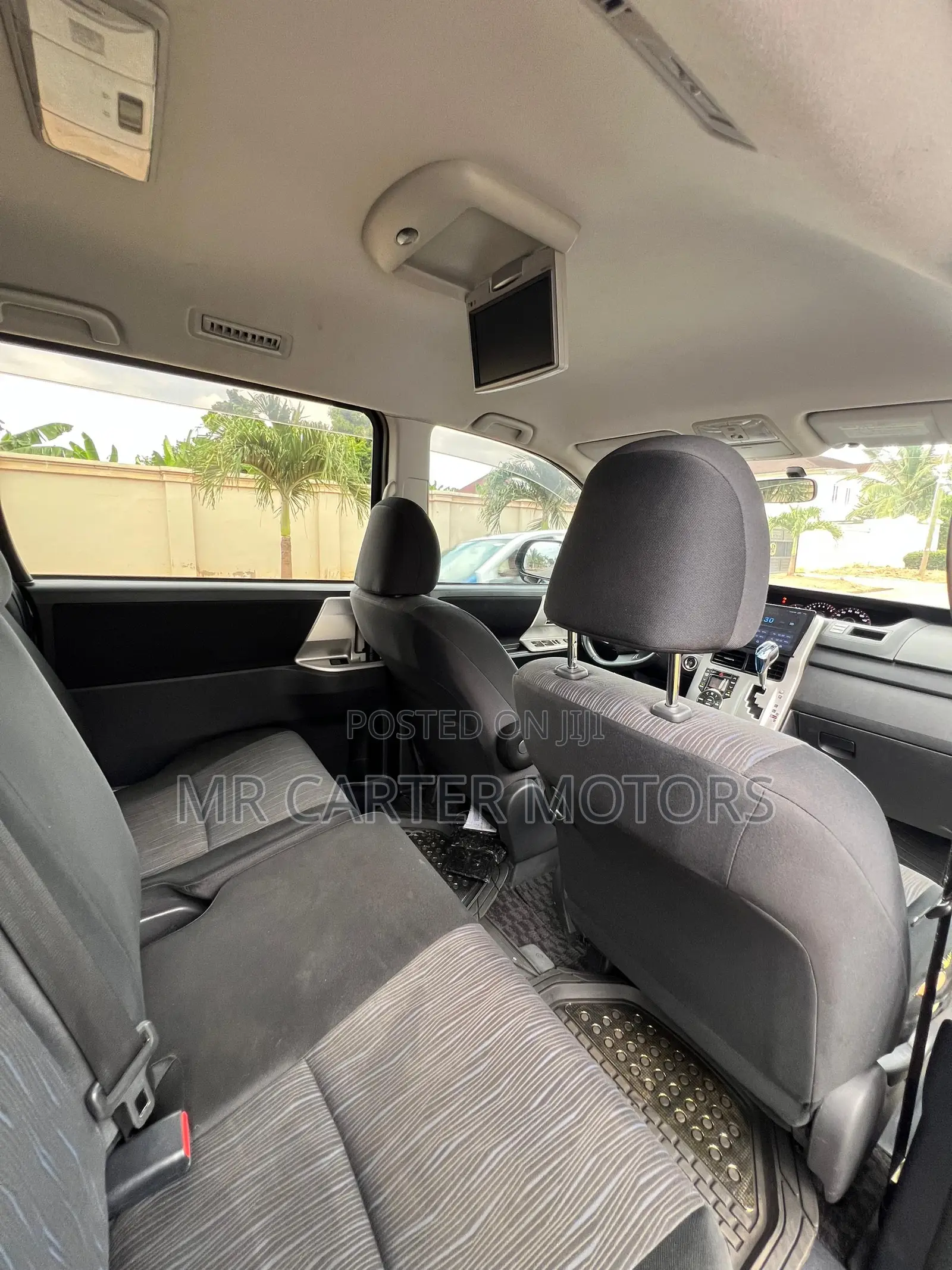 Toyota Voxy 2013 Black