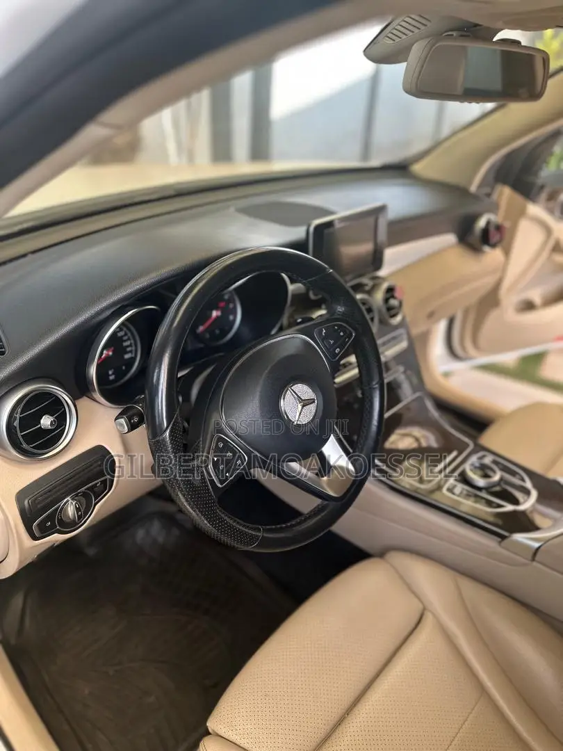 Mercedes-Benz GLC-Class 2019 White
