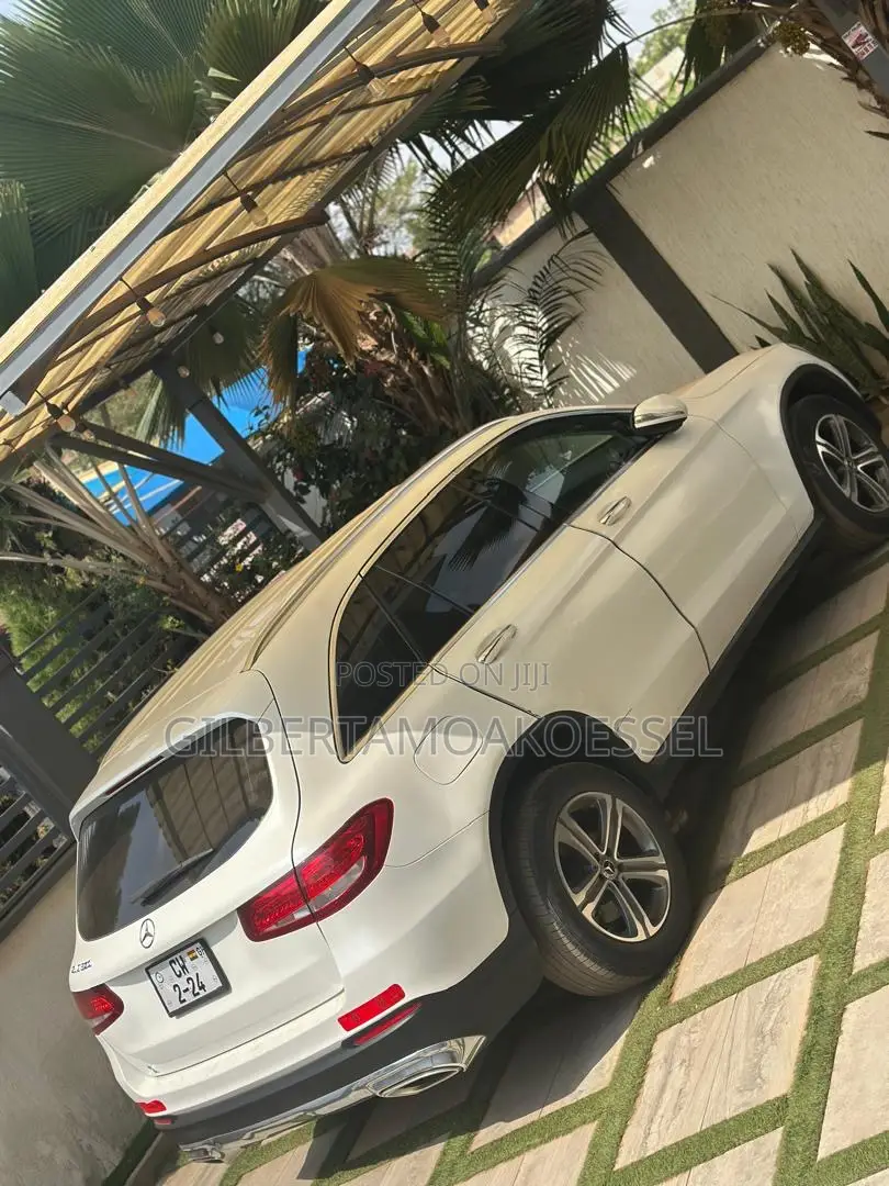 Mercedes-Benz GLC-Class 2019 White