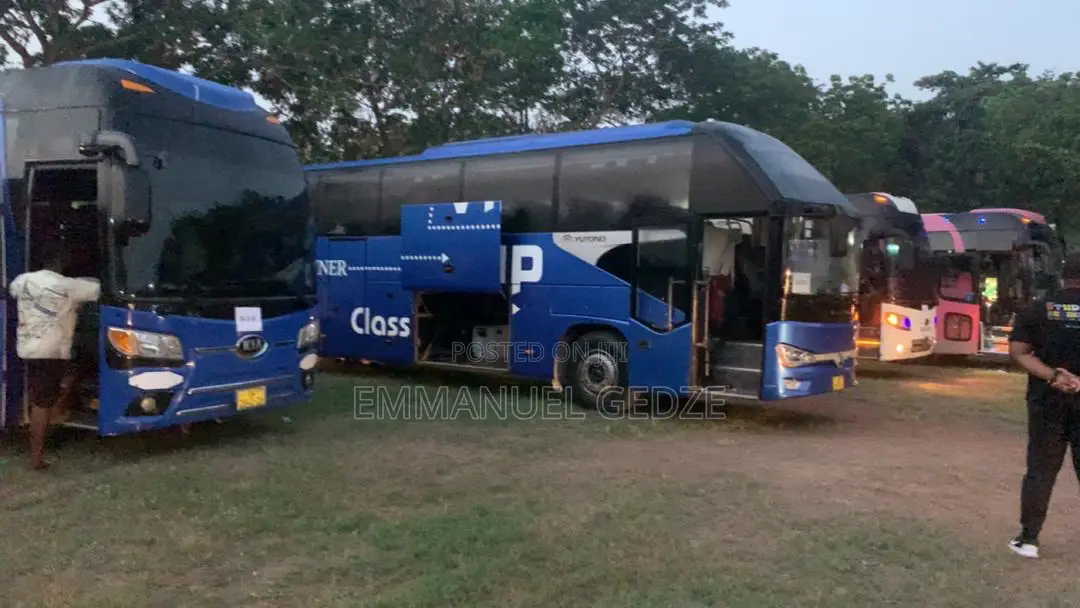Bus Rental - Coach Bus (45 - 50 Seater)