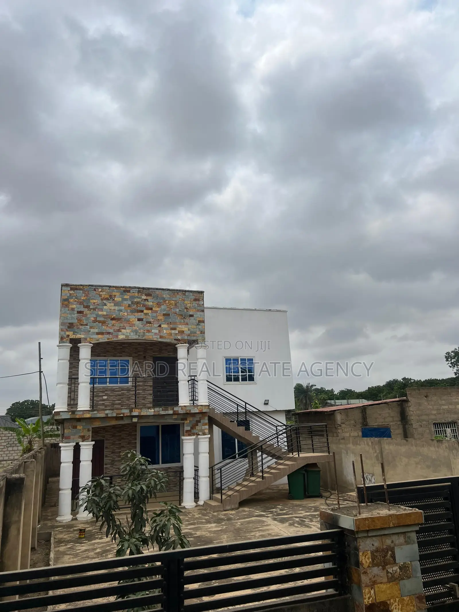 3bdrm Apartment in Sefdard Properties, Amasaman for rent