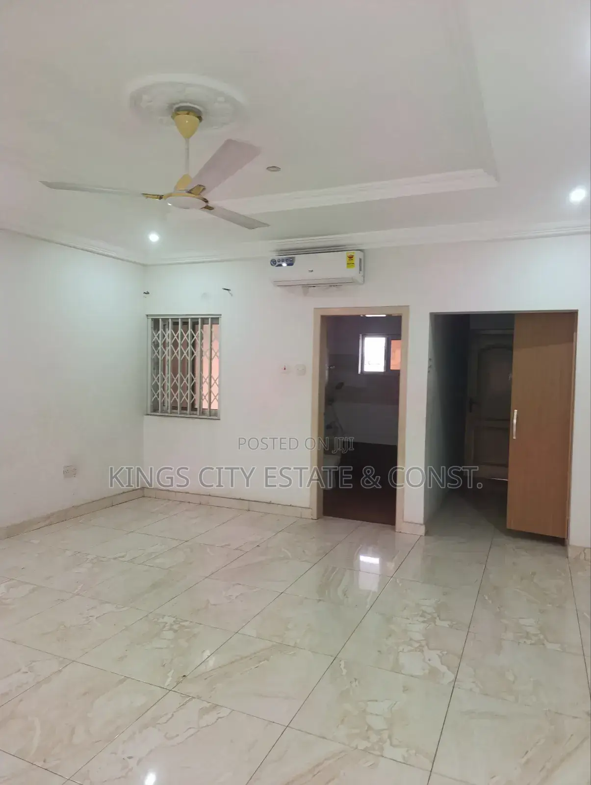3bdrm House in Atomic-Roundabout, Dome for rent