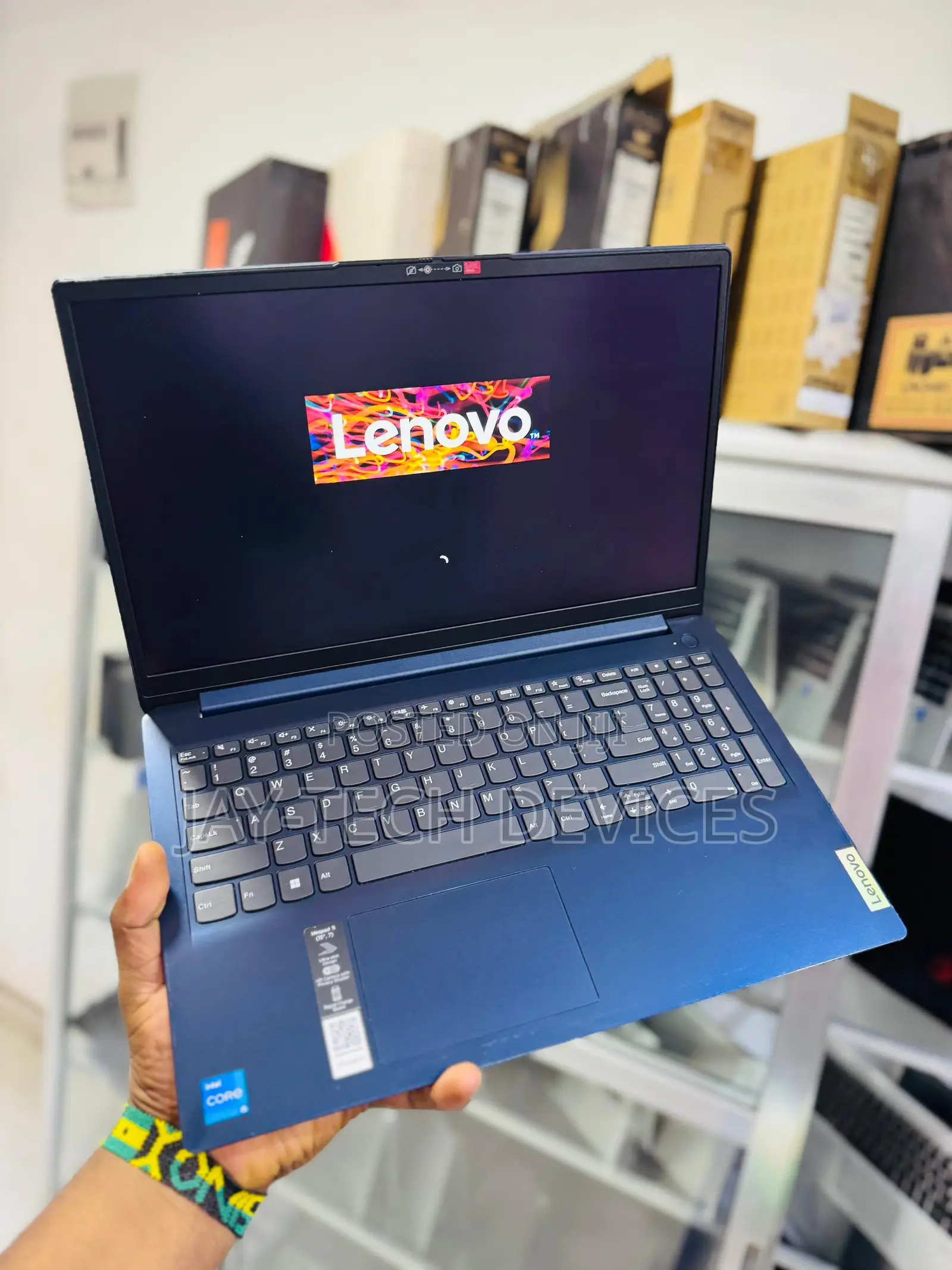 Laptop Lenovo IdeaPad 1 8GB Intel Core i5 SSD 512GB