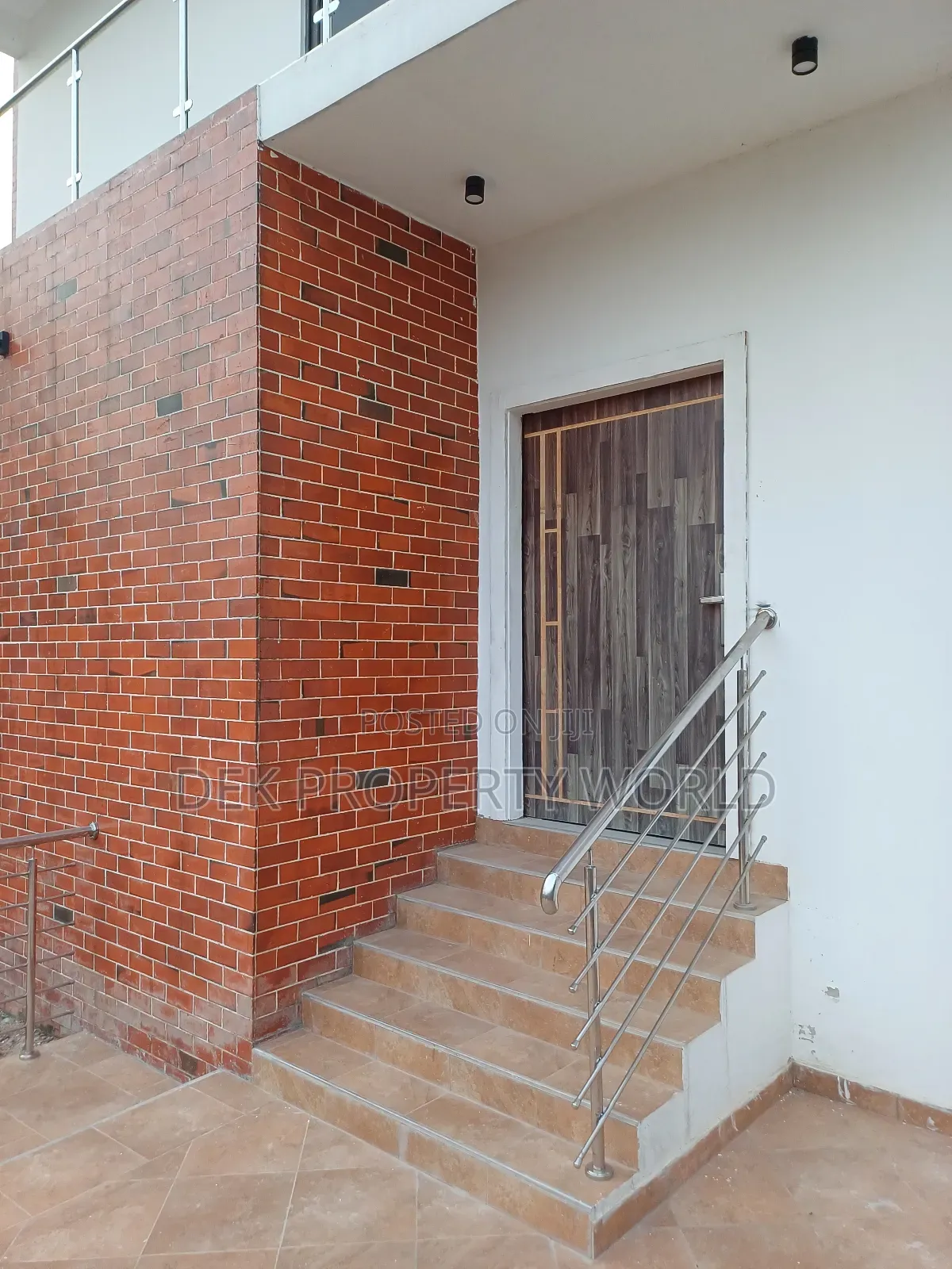 4bdrm House in Ga East Municipal for sale