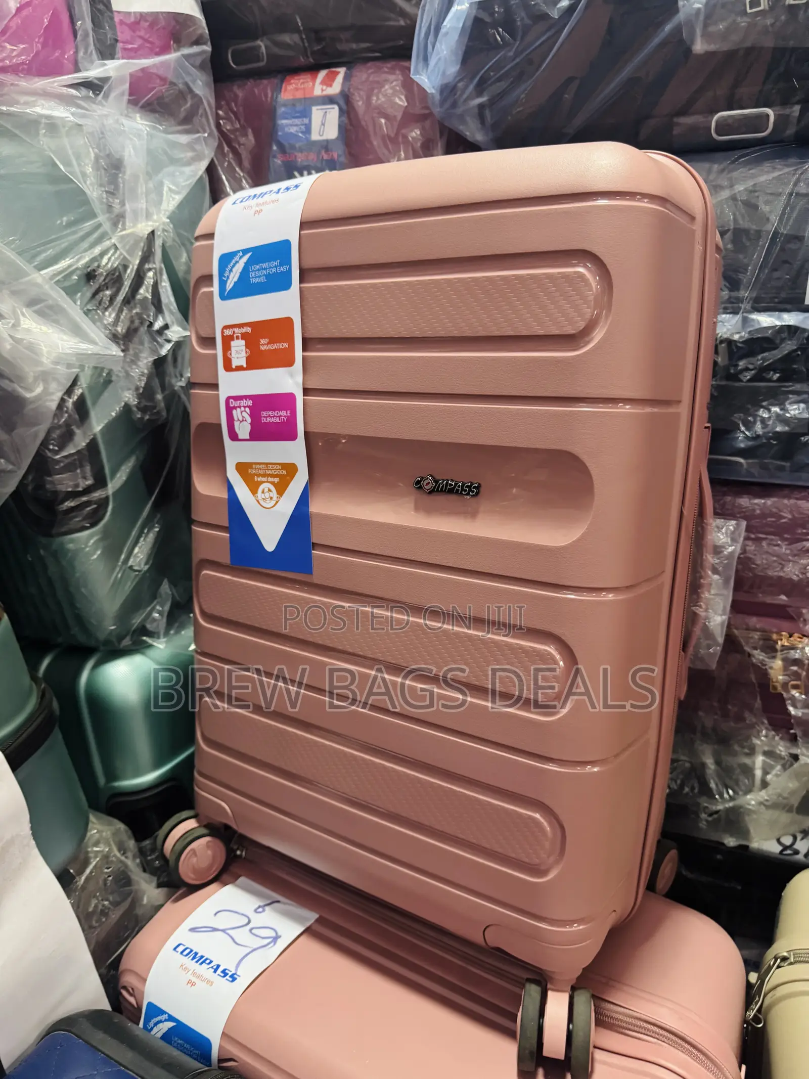 Quality Ak Single Medium Size Fiber Unbreakable Traveling Bag