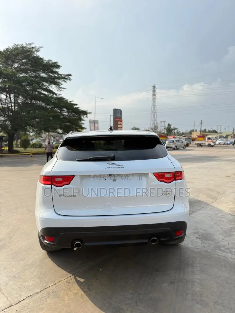 Jaguar F-Pace 25t AWD 2020 White