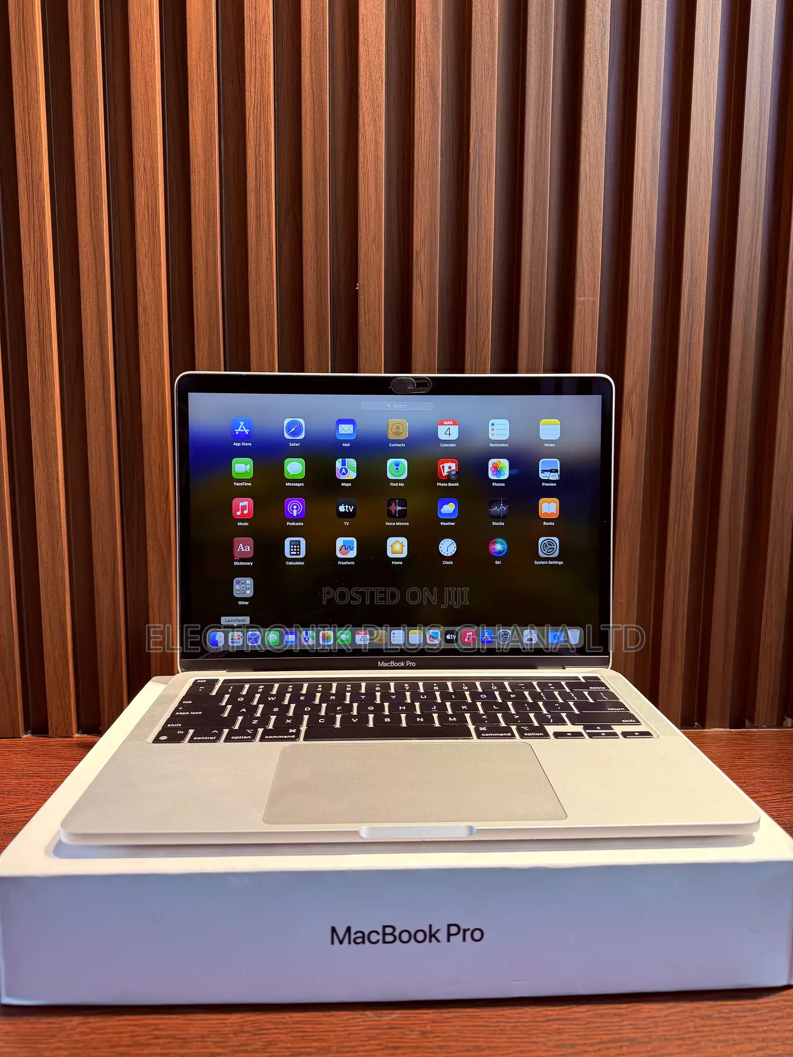 Laptop Apple MacBook Pro 2020 M1 8GB Apple M1 Pro SSD 256GB