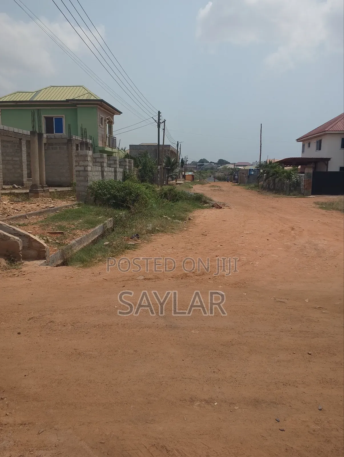 4bdrm Mansion in Enjoyy Estates, Tema Metropolitan for sale