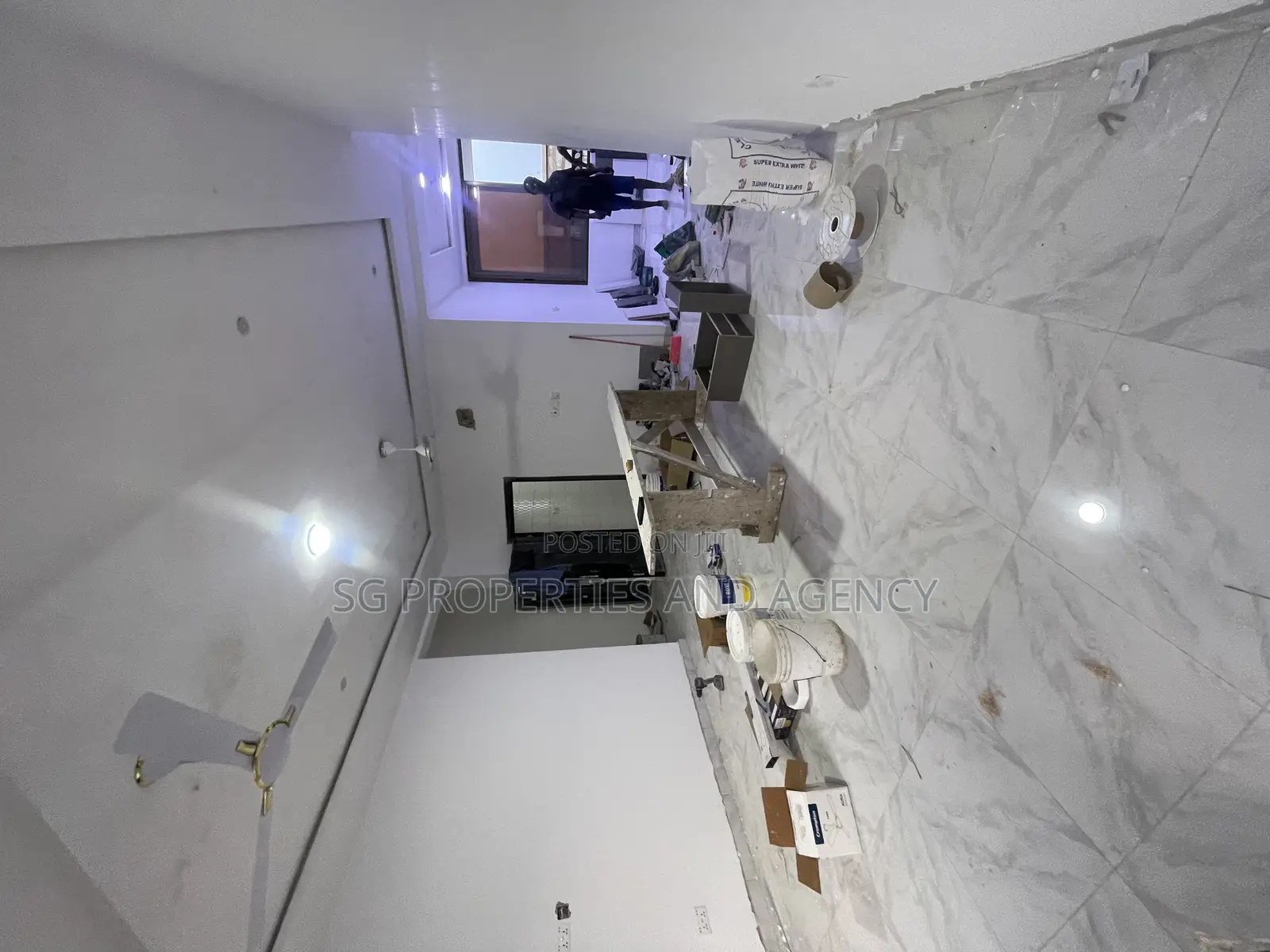 2bdrm Apartment in Lashibi, Sakumono for rent