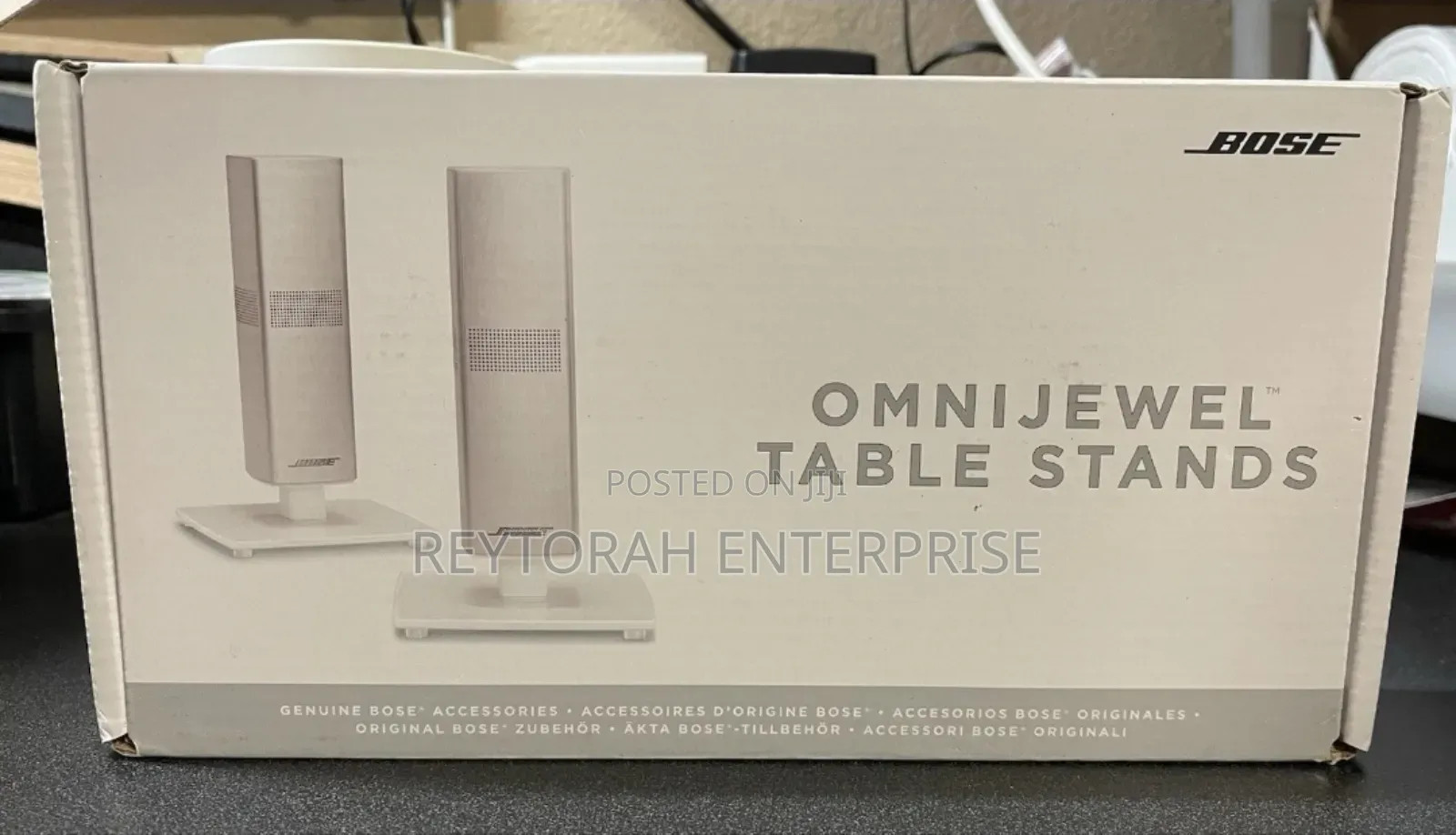 Bose Omnijewel Table Stand_white
