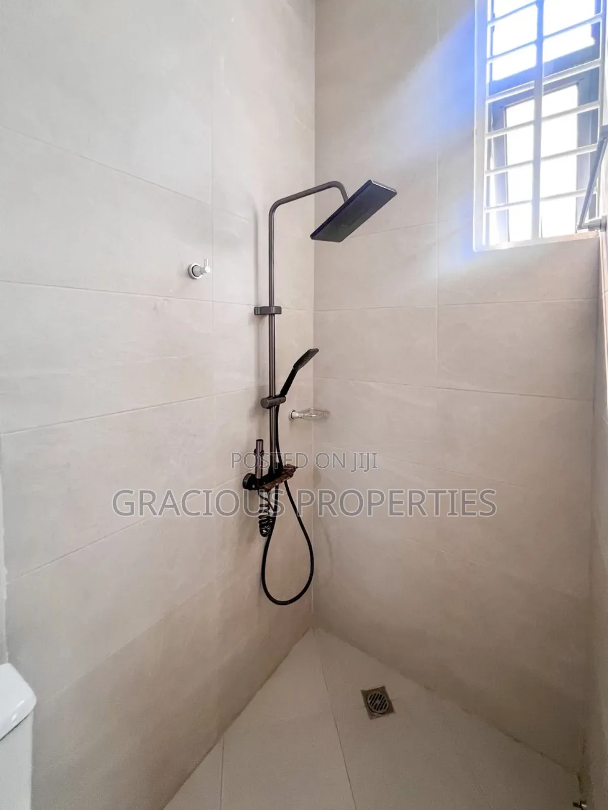 2bdrm House in Gracious Properties, East Legon for rent