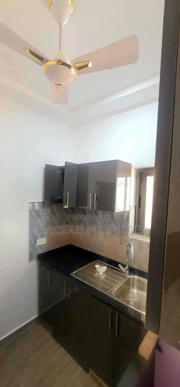 1bdrm Apartment in Gracious Properties, Weija for rent