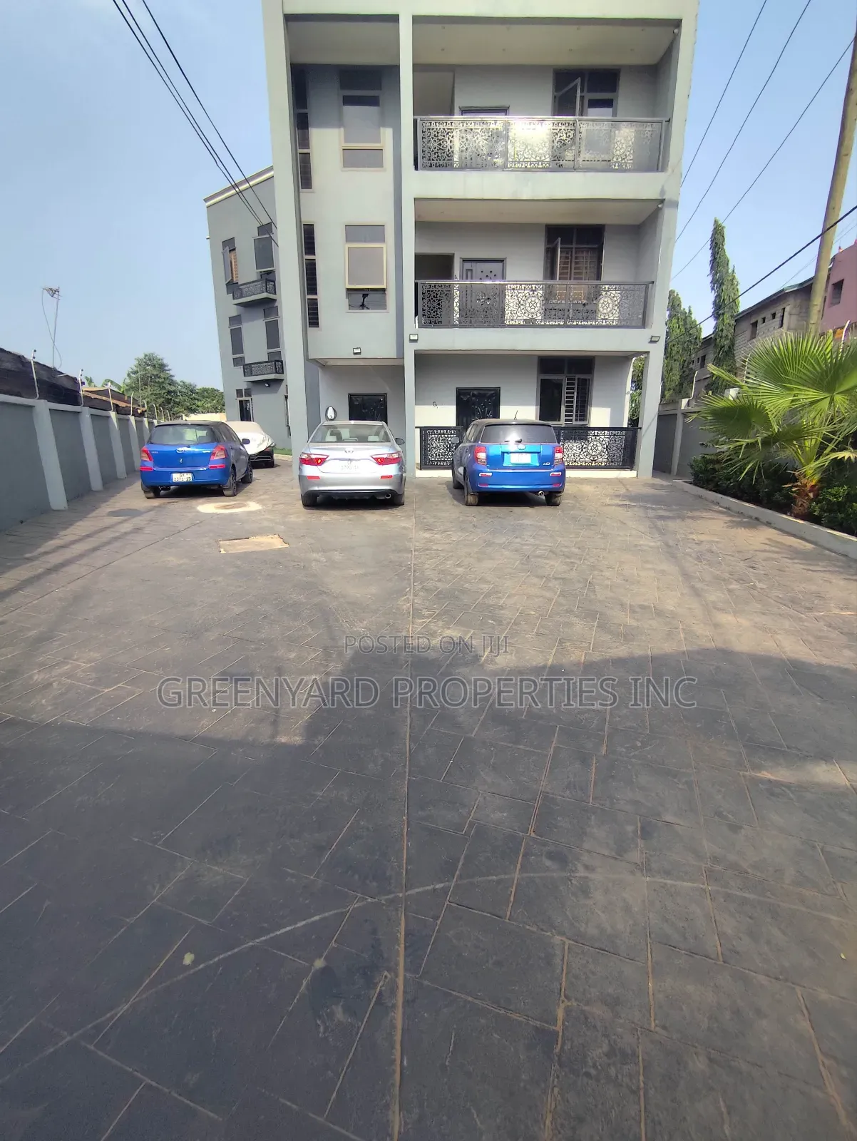 2bdrm Apartment in Ashley Botwe, Old Town for rent