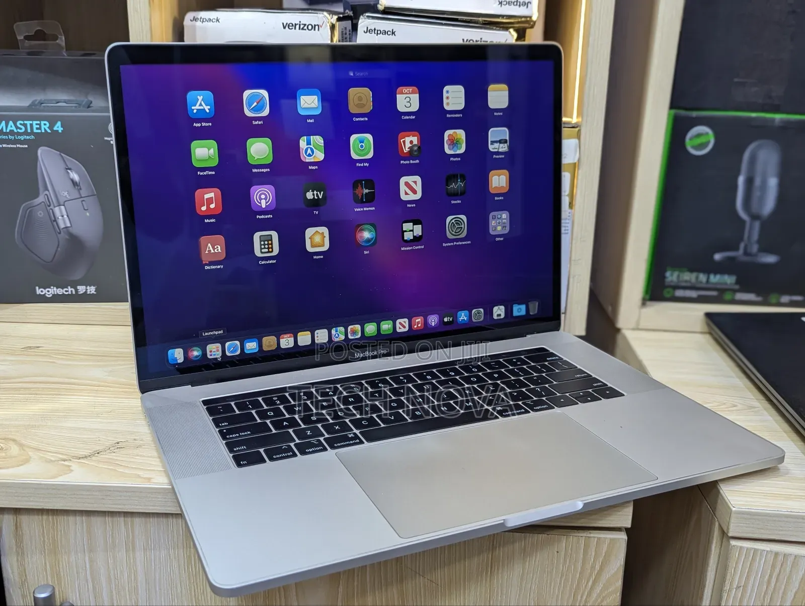 Laptop Apple MacBook Pro 2017 16GB Intel Core i7 SSD 512GB