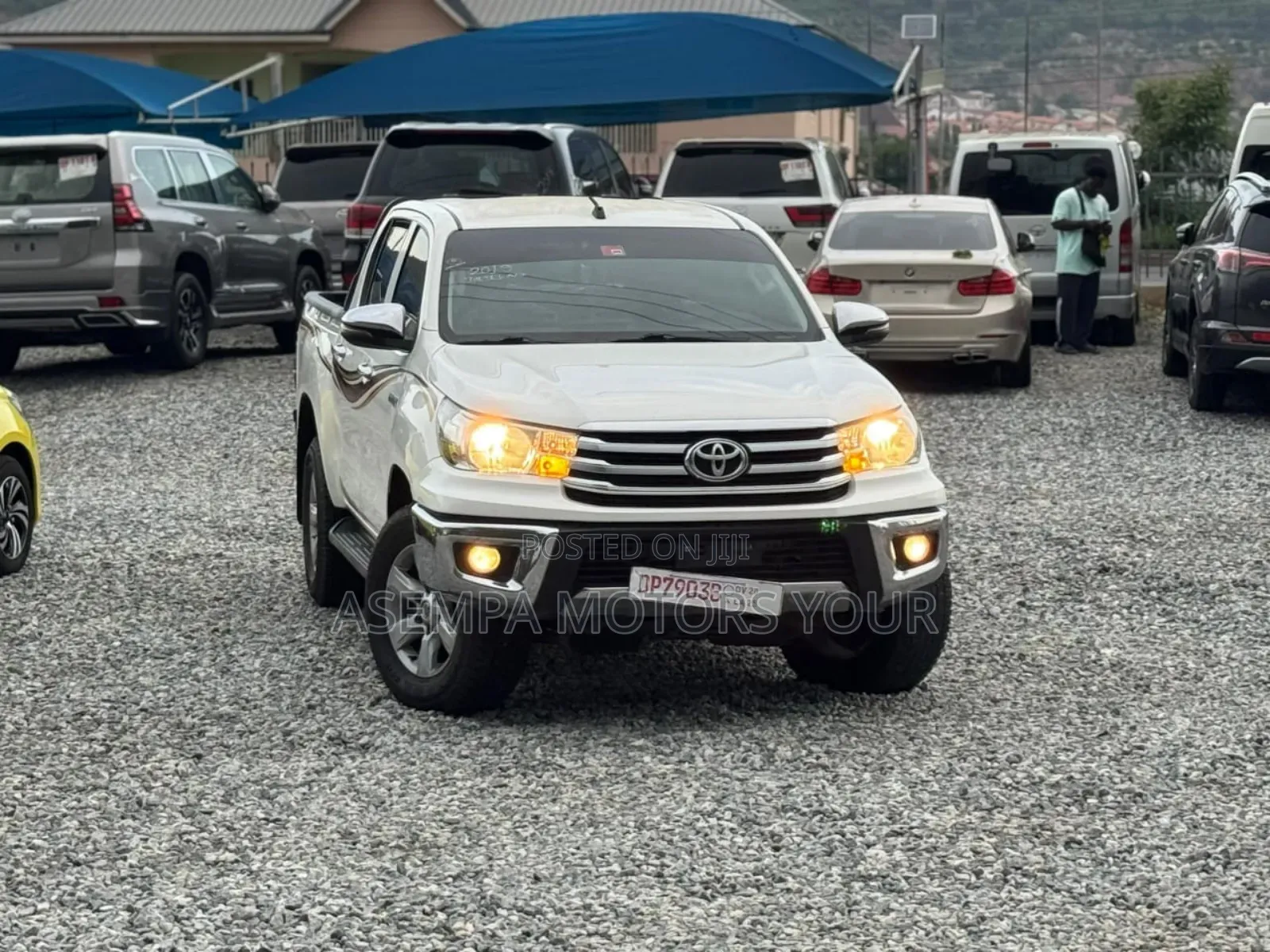 Toyota Hilux Revo Double Cab Petrol 2.7 RWD 2017 White