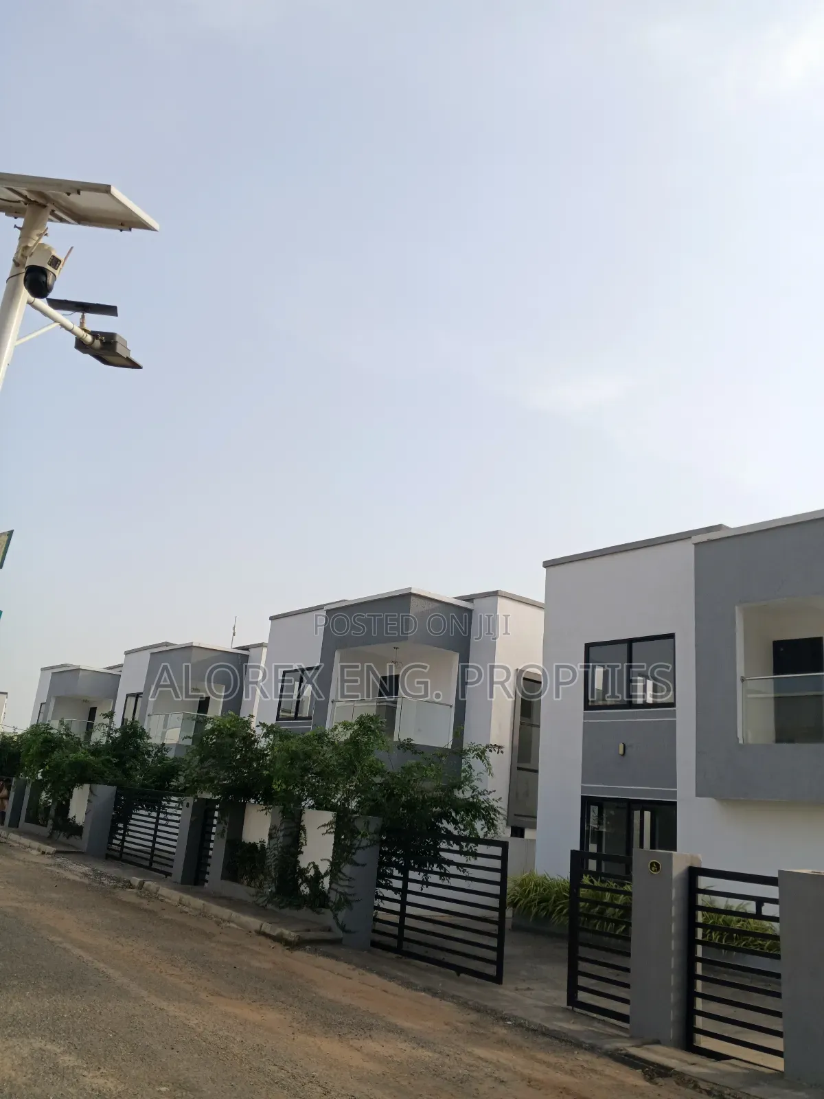 4bdrm House in Oyarifa $150,000 for sale