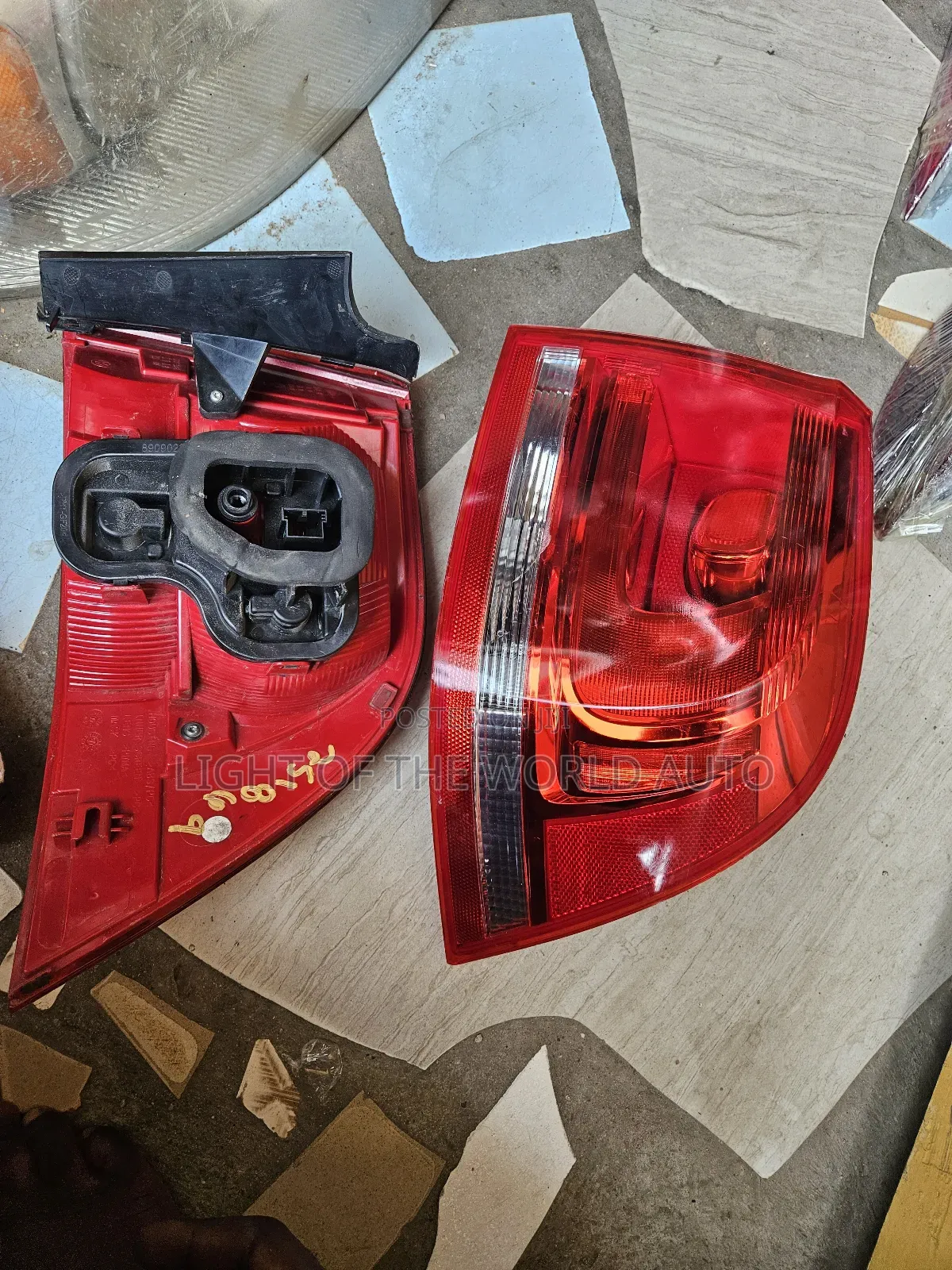 Vw Touareg Taillights 14