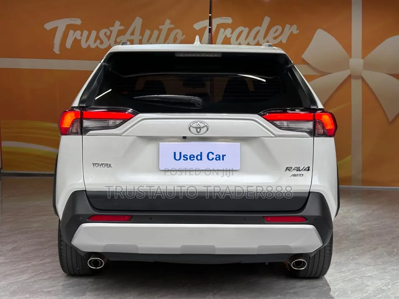 Toyota RAV4 2023 White