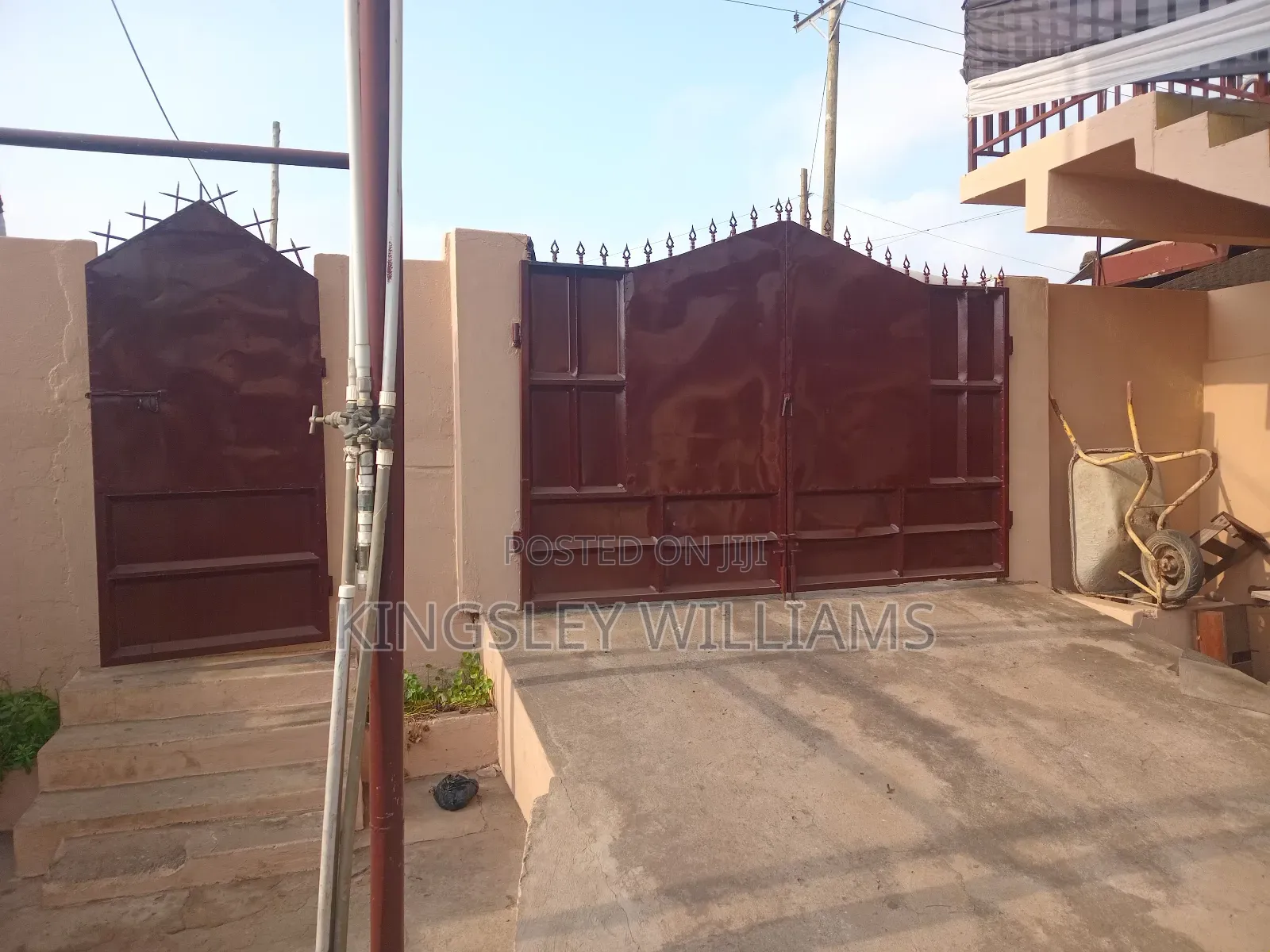 2bdrm Apartment in Dansoman for rent