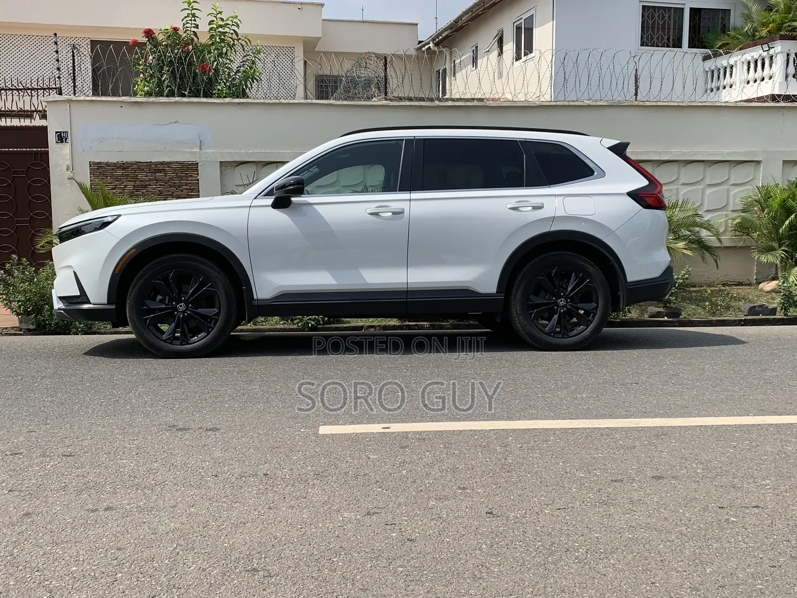 Honda CR-V 2024 White