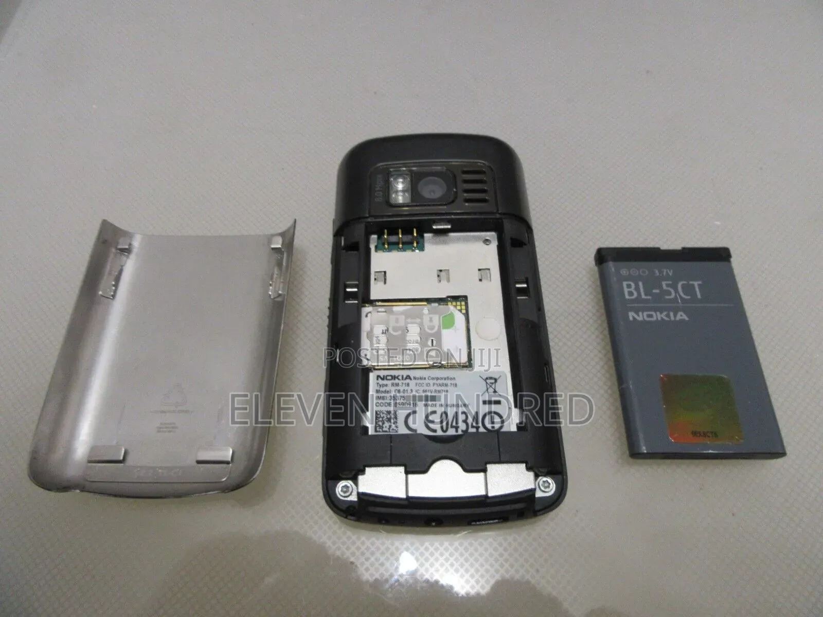 Nokia C6-01 Gray