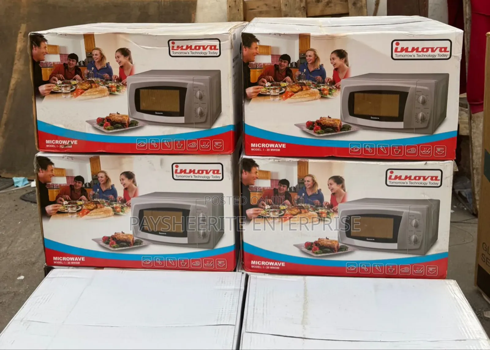 Innova Microwave
20l Ghc880