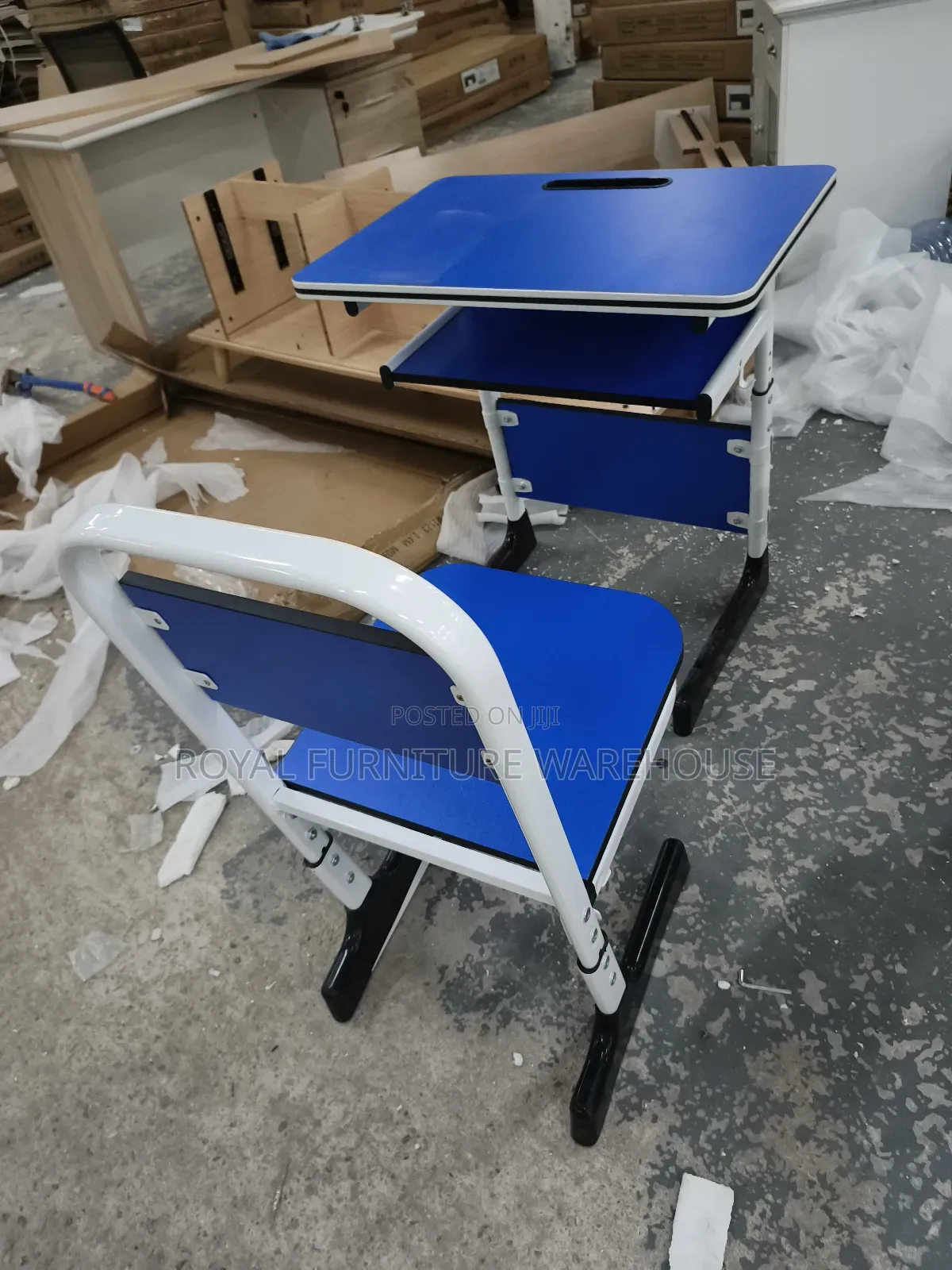 Modern Adjustable Student Learning Desk and Chair Set