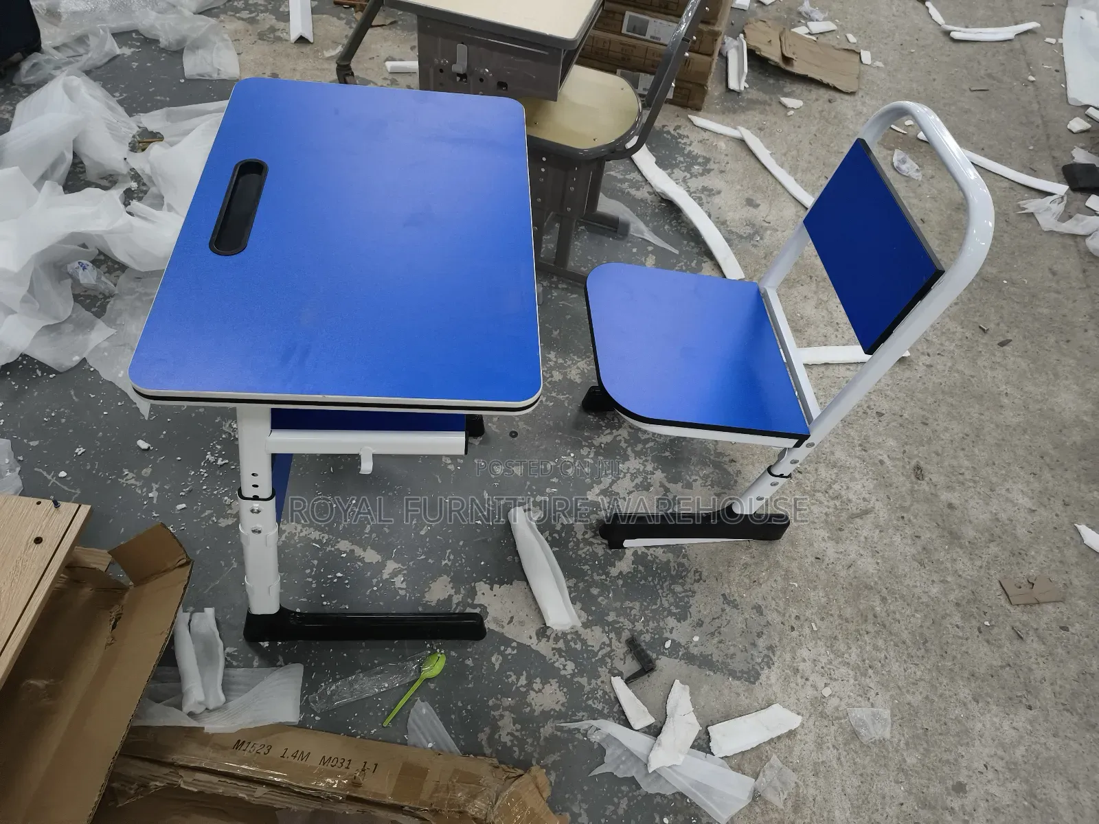Modern Adjustable Student Learning Desk and Chair Set