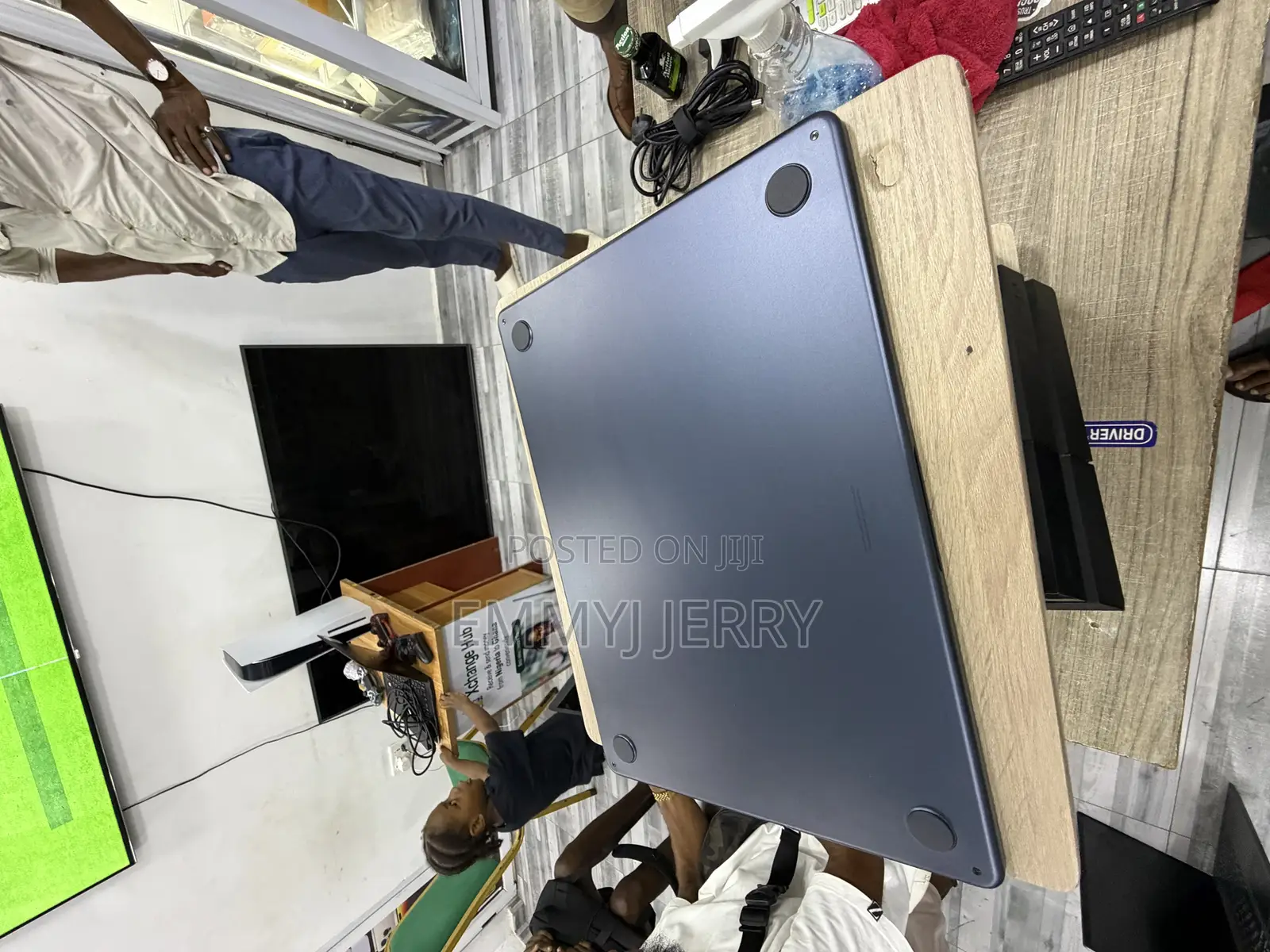 Laptop Apple MacBook Air 2025 M4 15-inch 16GB Apple M4 SSD 512GB