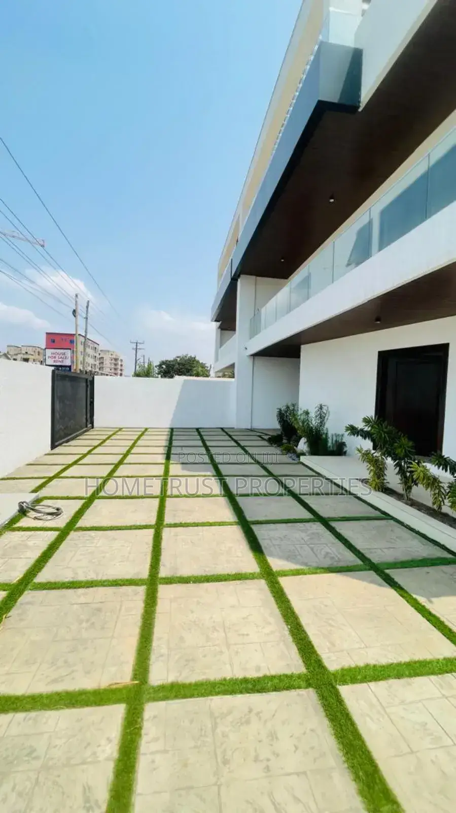 5bdrm Duplex in Tseaddo for rent