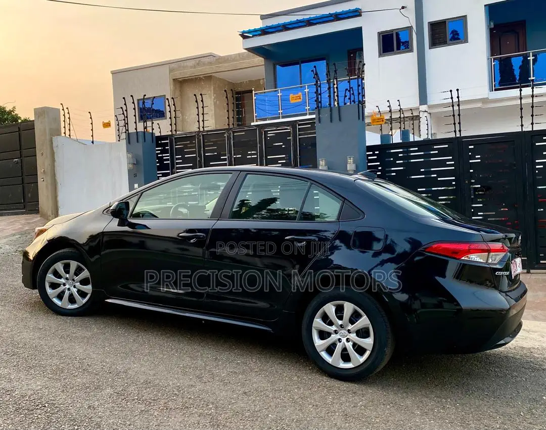 Toyota Corolla 2022 Black