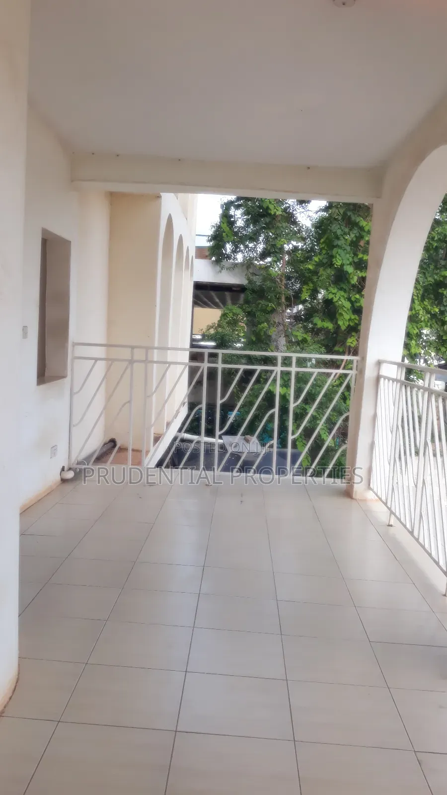 1bdrm Apartment in Mile 7 for rent