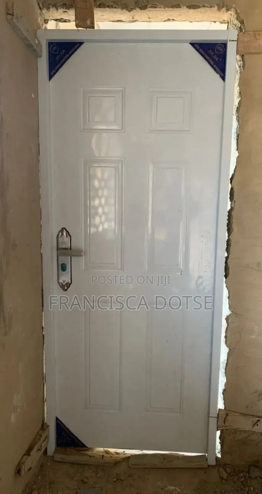 China Bedroom Door Different Types Available
