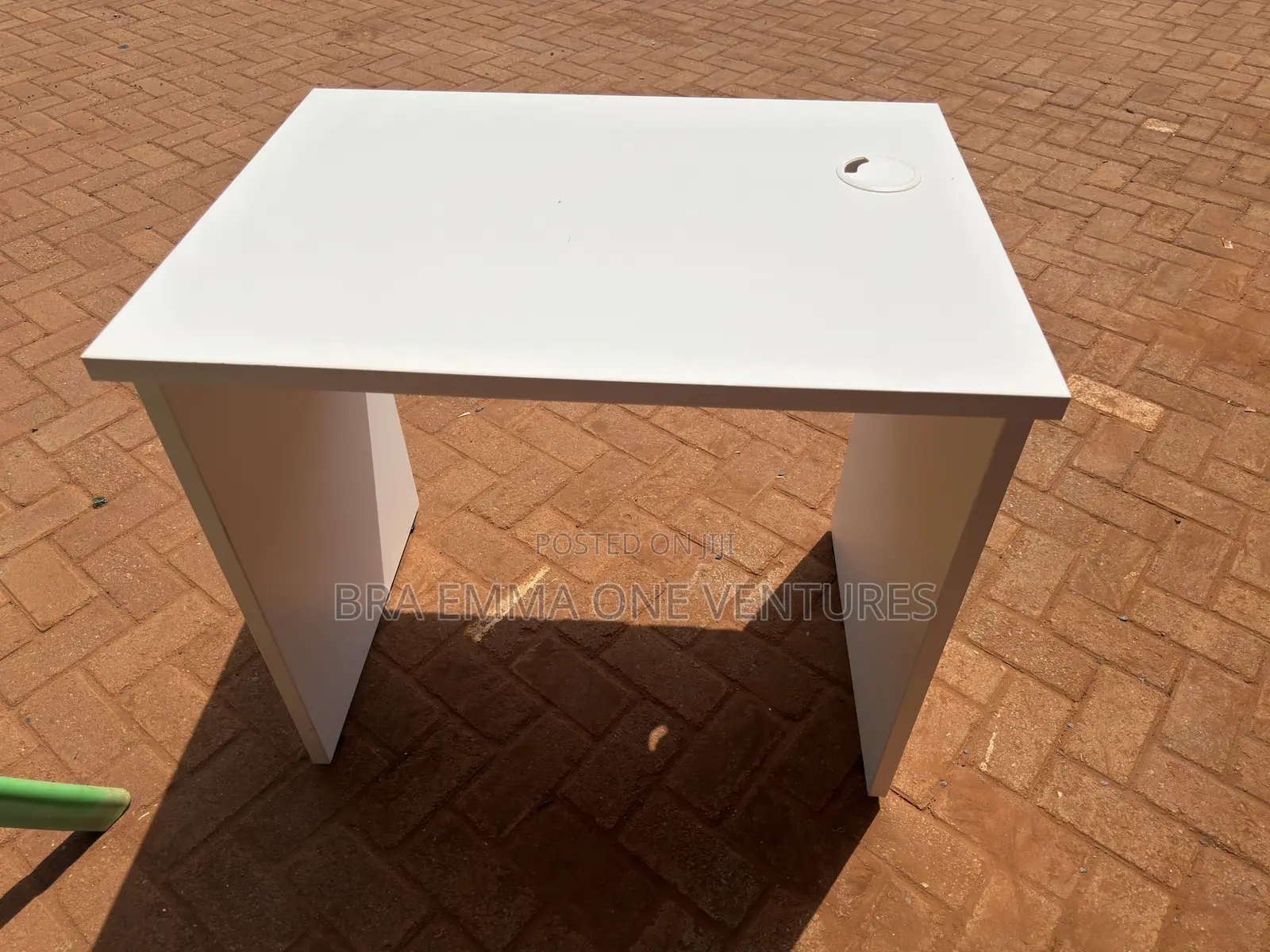 Uk Used Table (80x60cm)