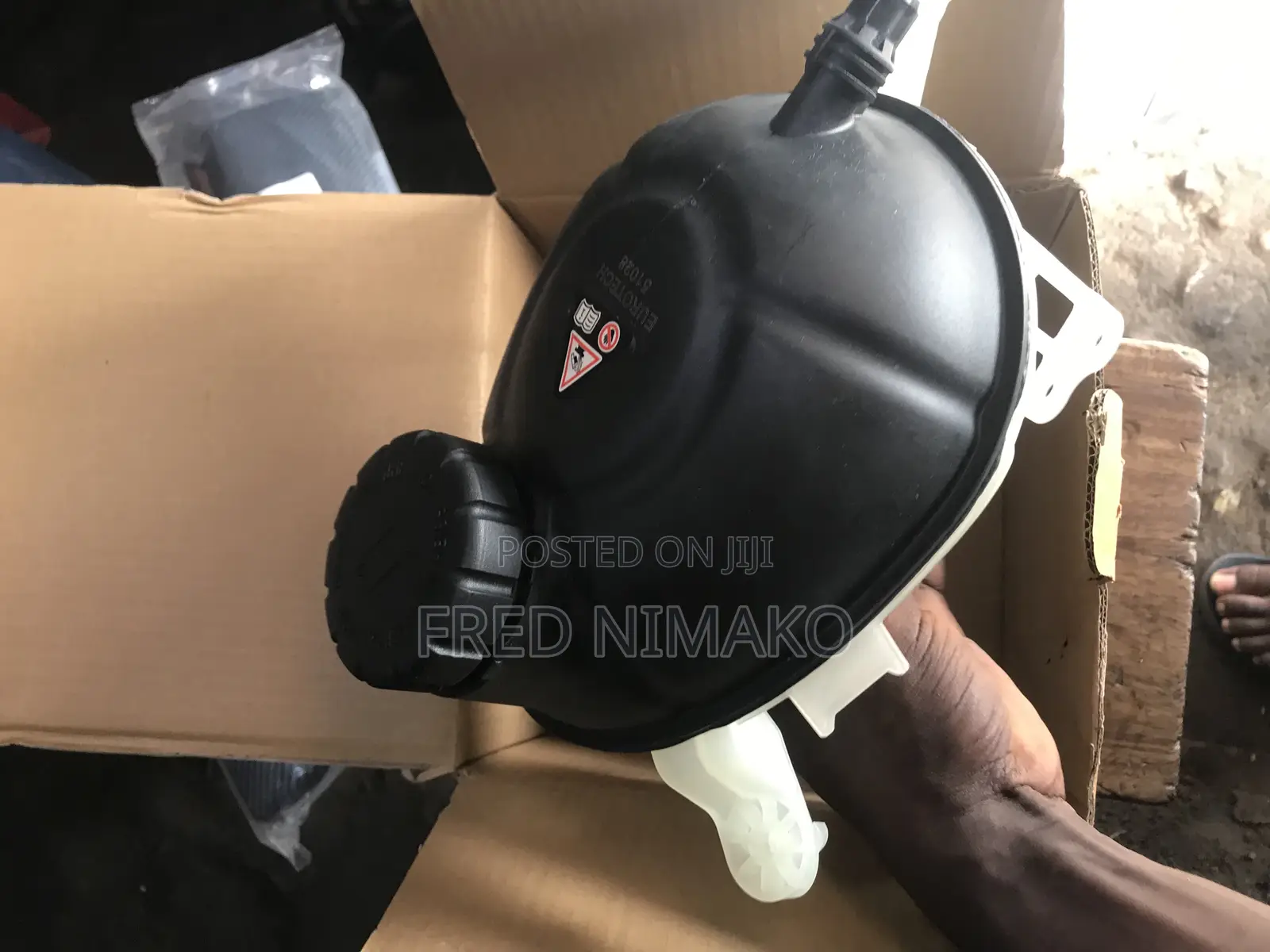 Coolant Expansion Tank With Cover for Mercedes W205 W213 X253 C E GLC