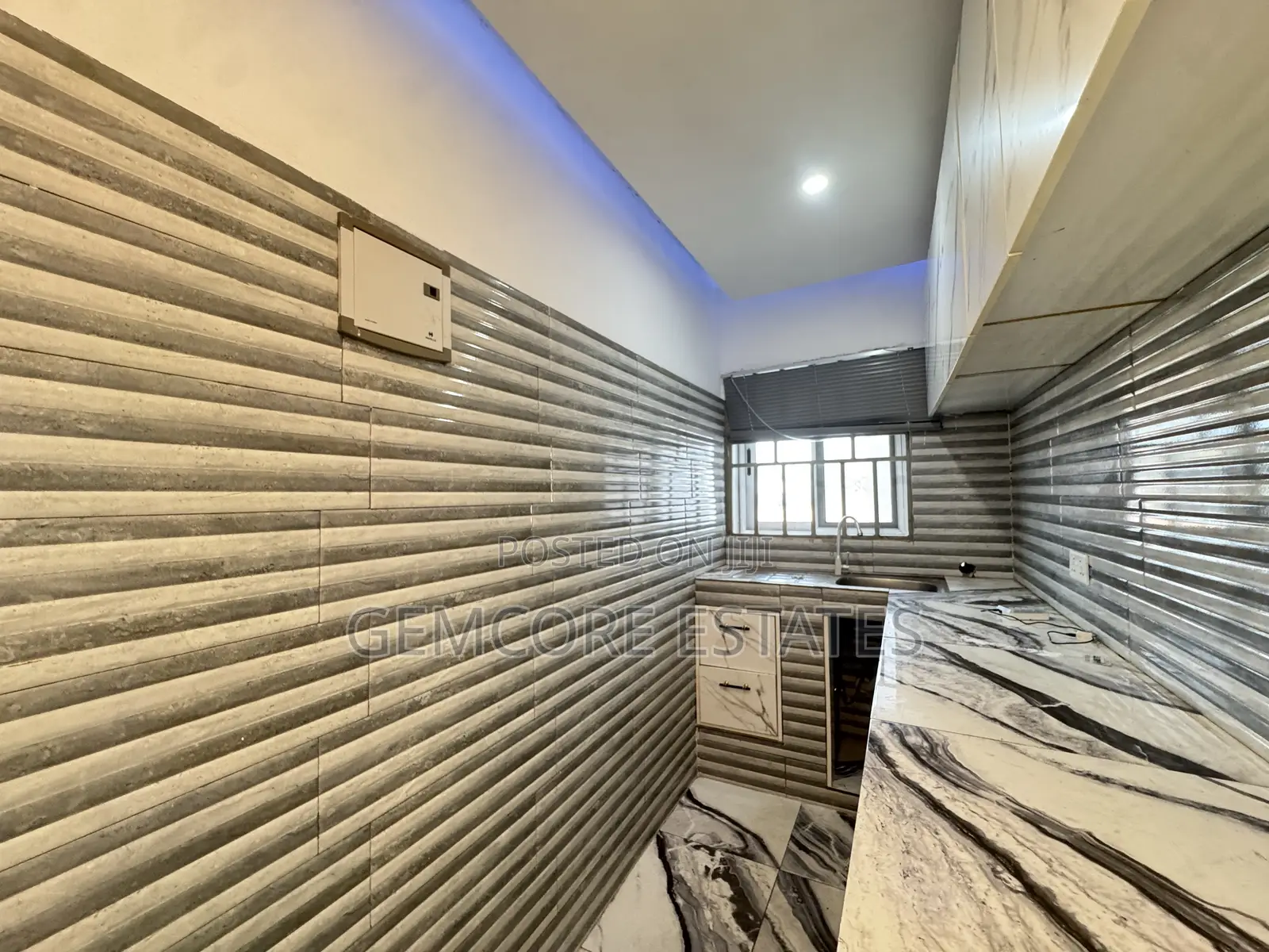 1bdrm Apartment in West Trasacco, Adjiriganor for rent