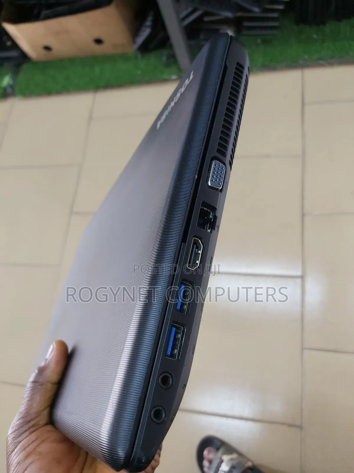 Laptop Toshiba Satellite C50 8GB Intel Core i3 HDD 500GB