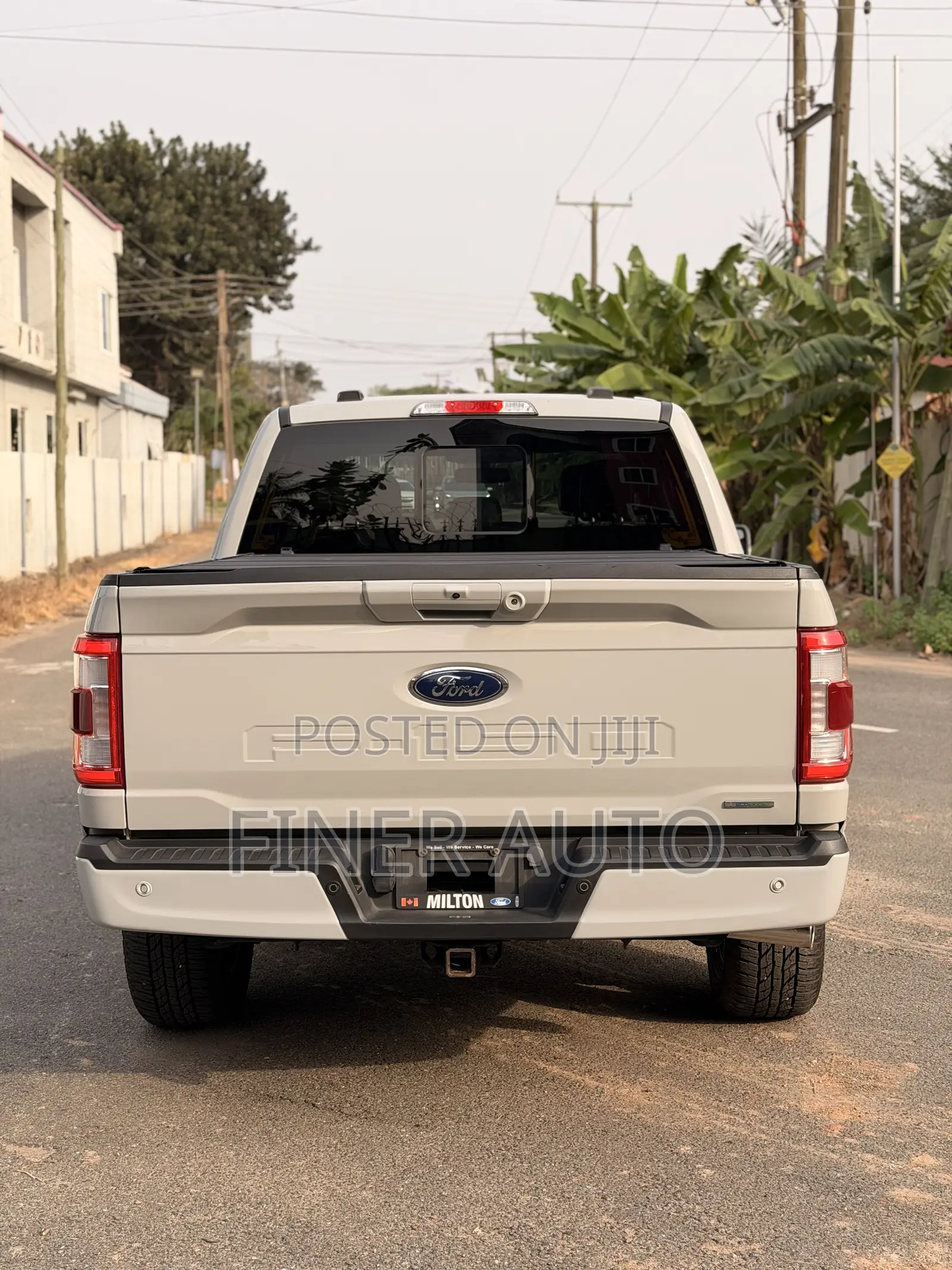 Ford F-150 LARIAT 2023 Gray