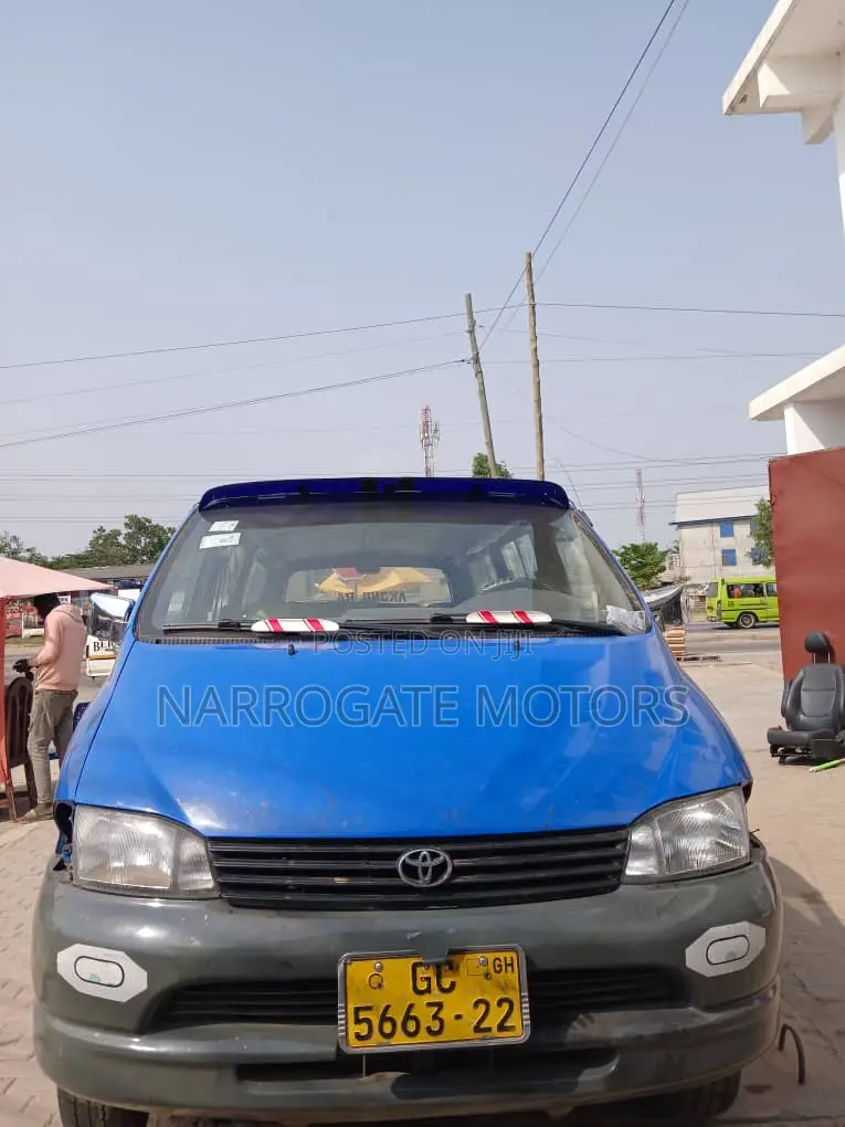 Toyota HiAce 2008 Blue