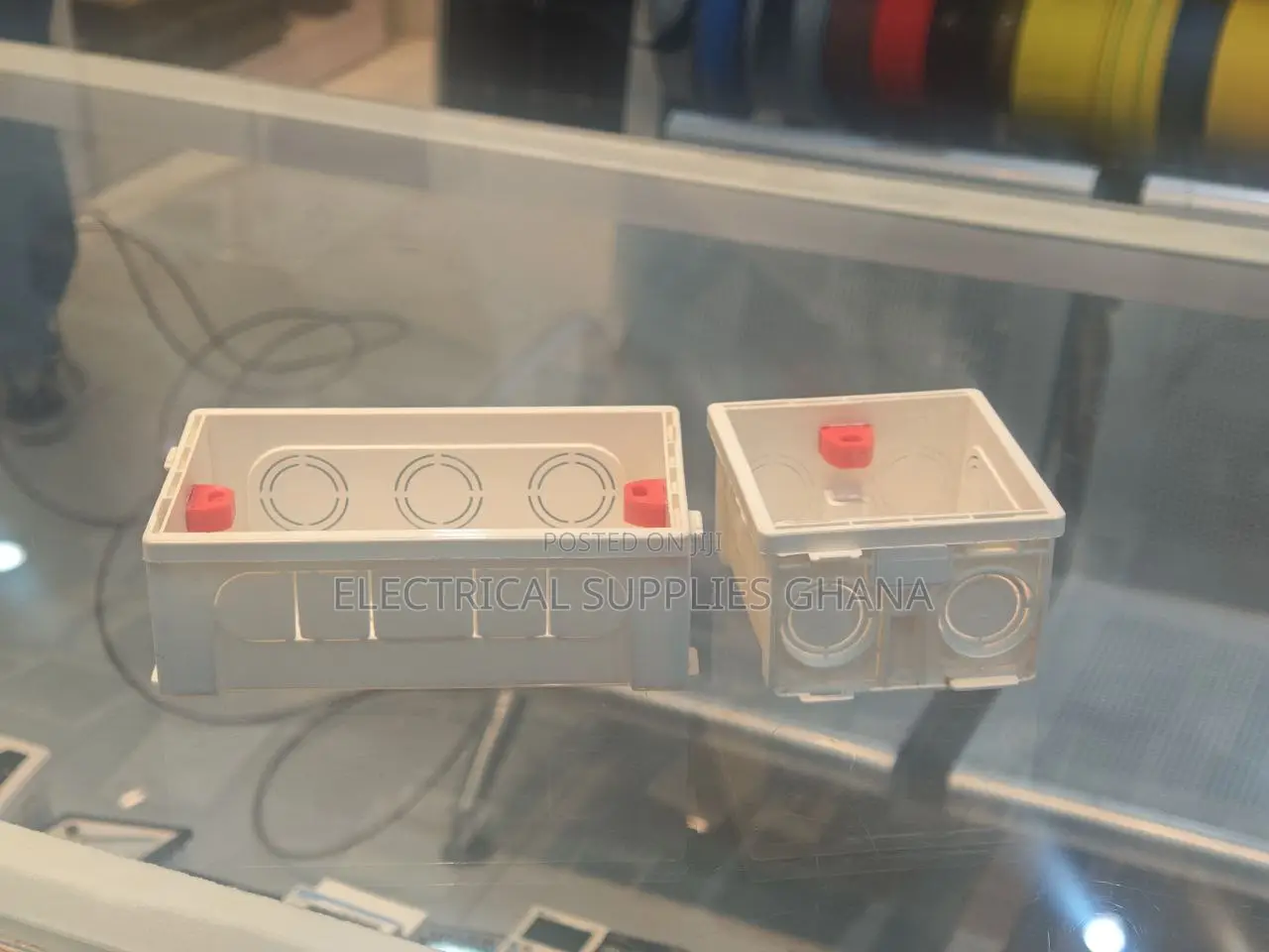 Plastic Conduit Box for Electrical Cable Junction